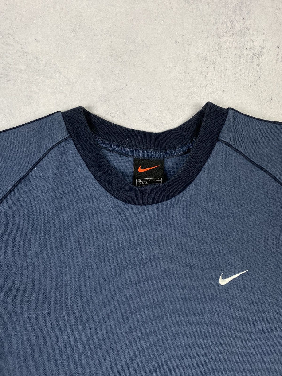 Nike × Vintage Vintage 00s Nike Swoosh Drill Tee Size US S / EU 44-46 / 1 - 5 Thumbnail