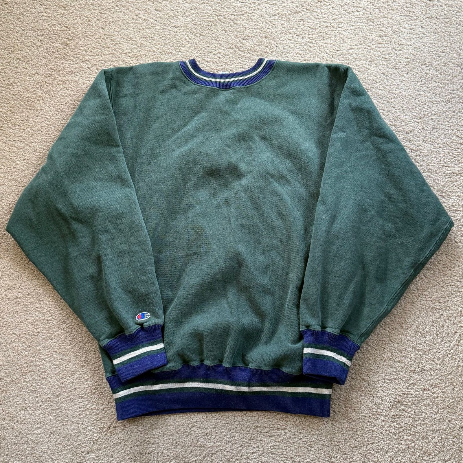 Champion vtg 90’s Champion Spell Out Reverse Weave Sweatshirt Sz L Size US L / EU 52-54 / 3 - 5 Thumbnail