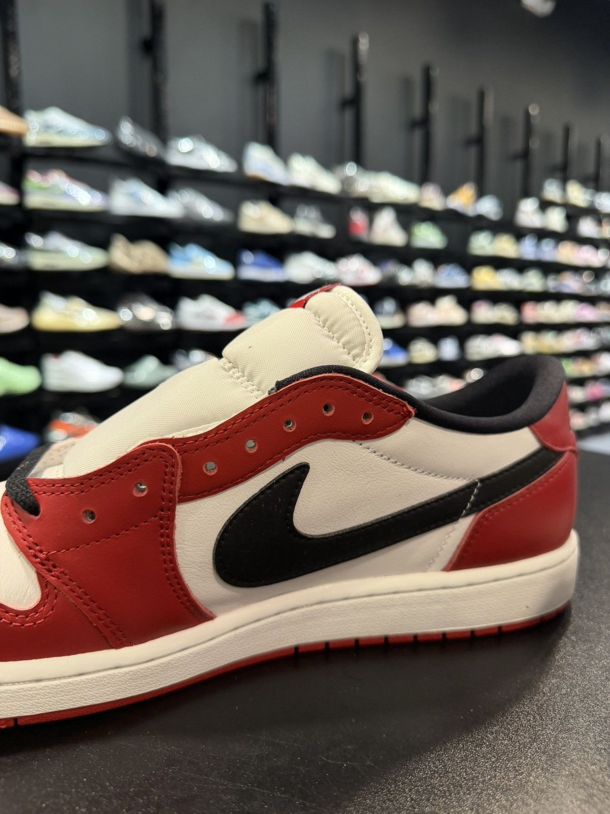 Jordan Brand Size 13 - Jordan 1 Low Retro OG Chicago (2025) Size US 13 / EU 46 - 5 Thumbnail