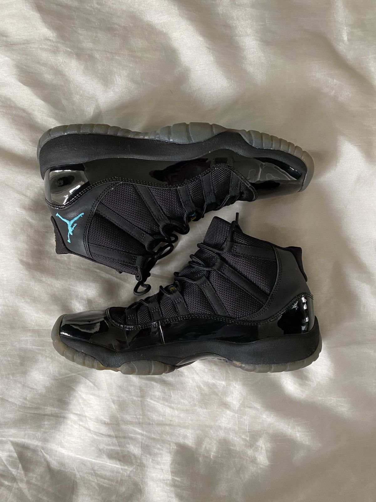 Jordan Brand × Nike Air Jordan XI Gamma Blue (GS) Size US 7 / EU 40 - 2 Thumbnail