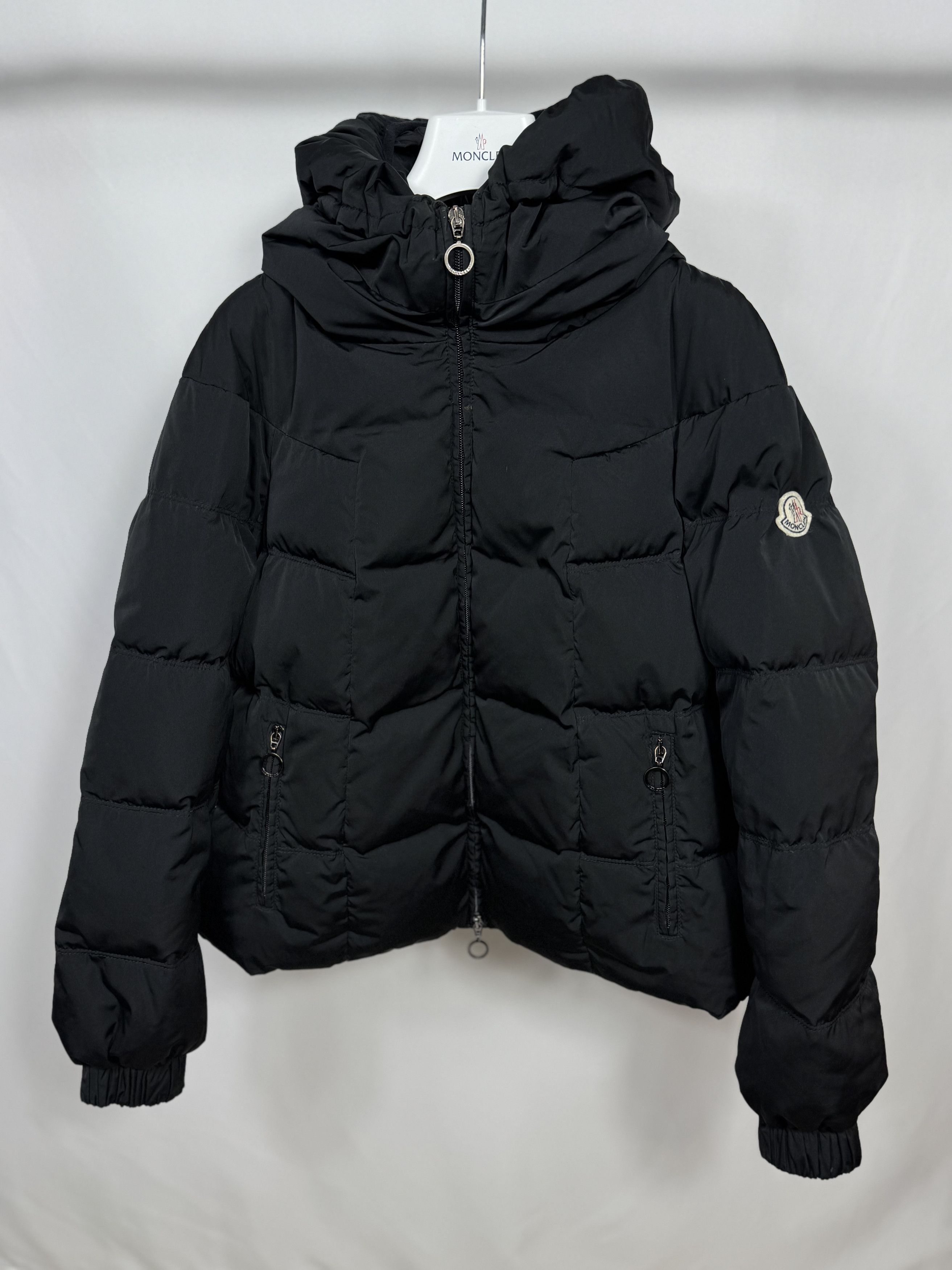 Moncler Moncler Damas Ladies Jacket Size L / US 10 / IT 46 - 1 Thumbnail