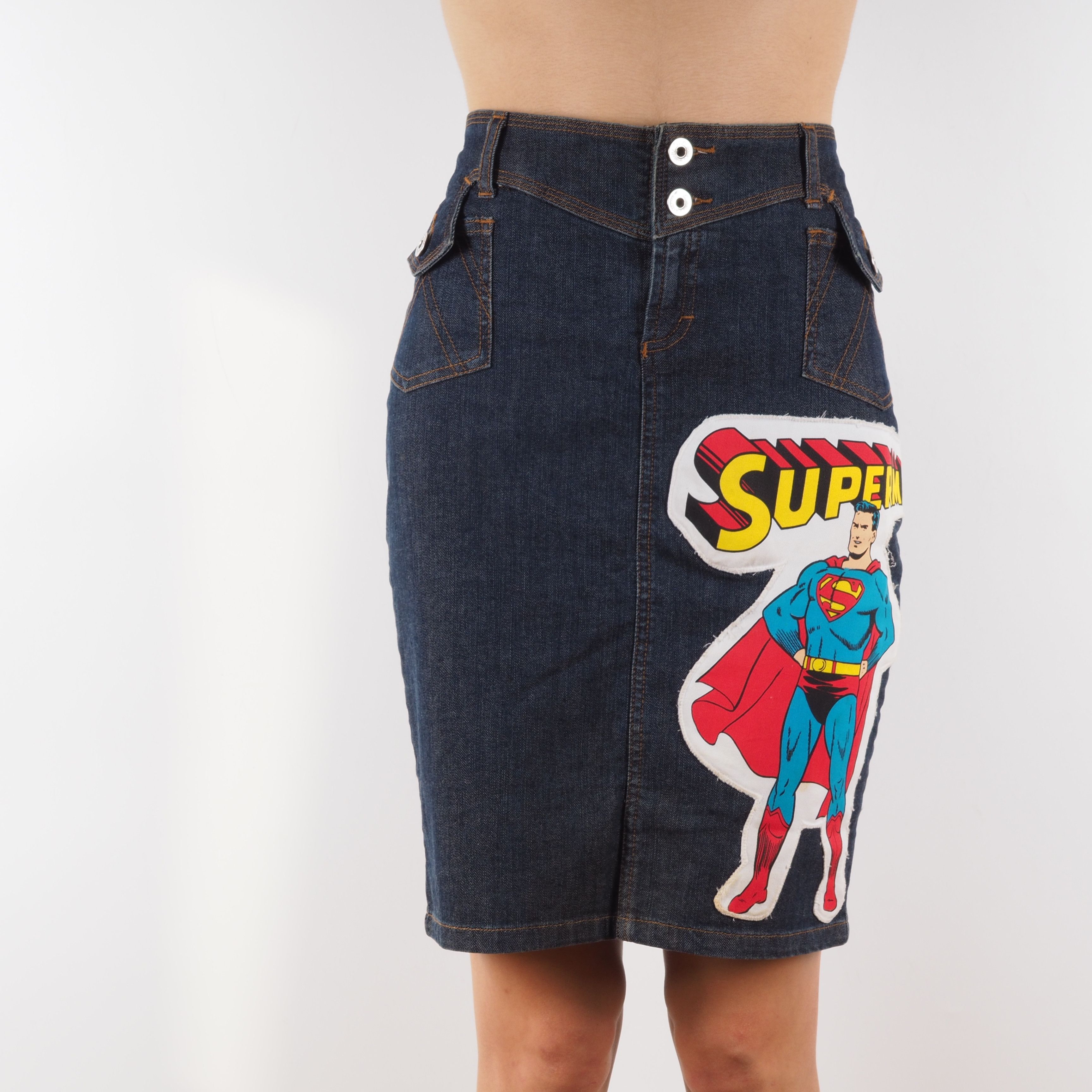 Dolce & Gabbana Dolce & Gabbana D&G Vintage Denim Superman Embroidered Skirt Size 28" / US 6 / IT 42 - 2 Thumbnail