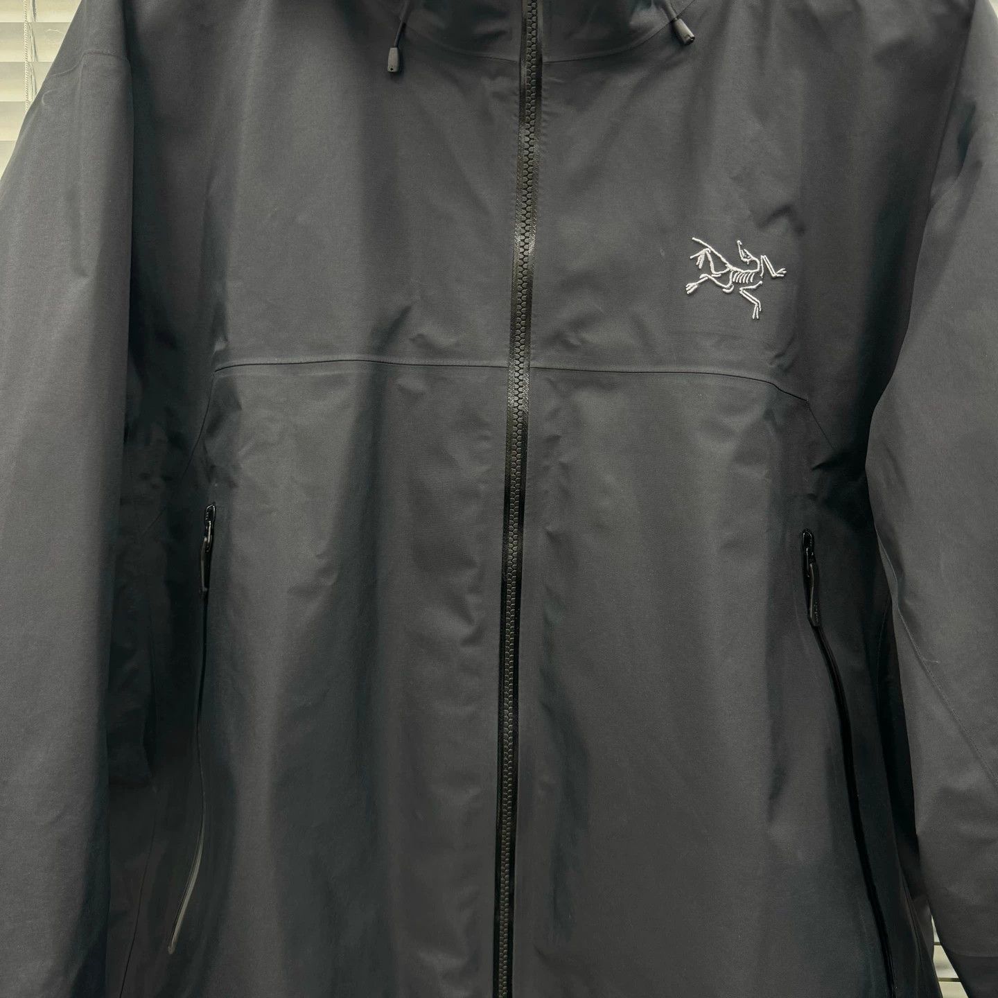 Arc'teryx Arc'teryx Beta SL Black XL Size - Used/New Size US XL / EU 56 / 4 - 3 Thumbnail
