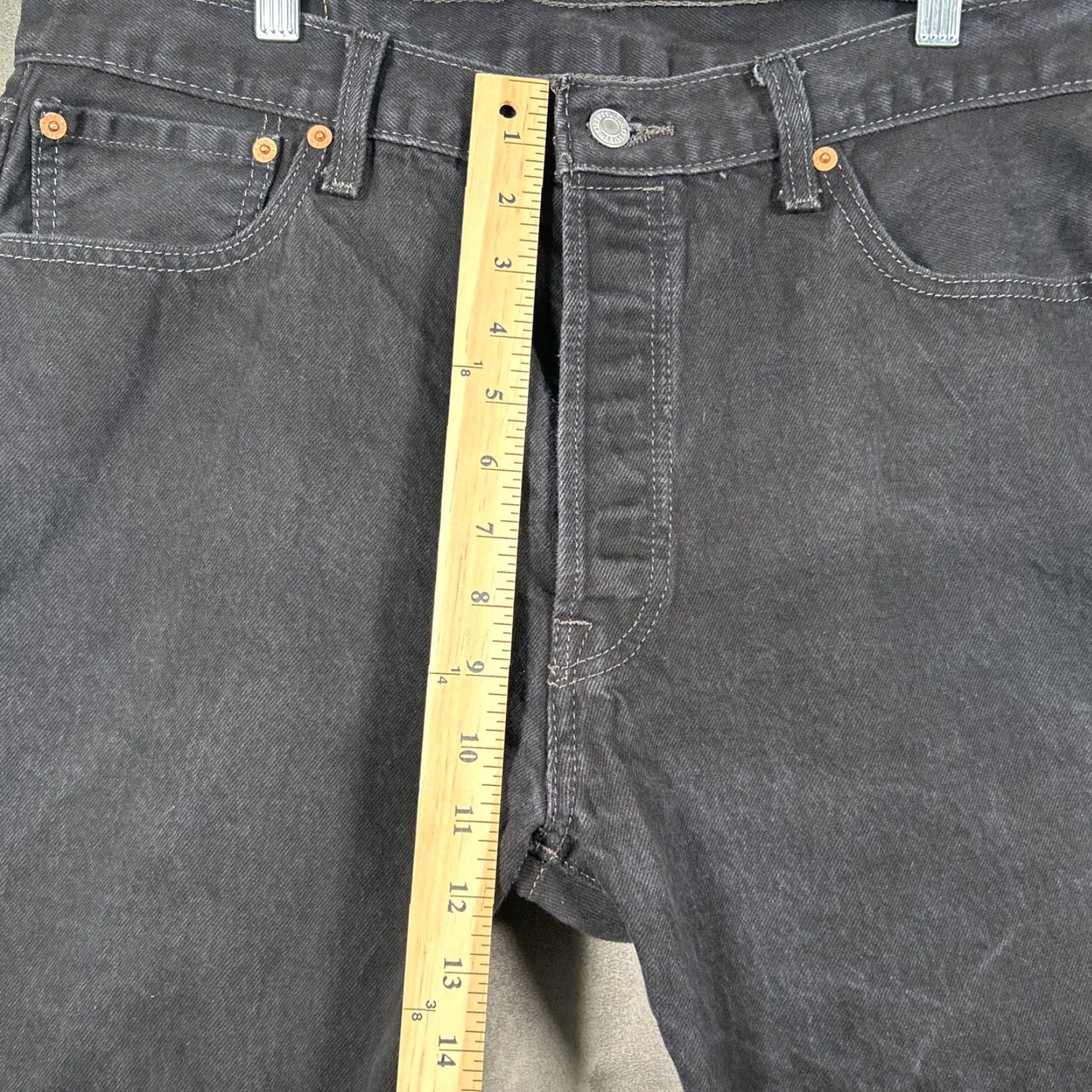 Levi's Levi’s 501 Jeans Mens Regular 34x30 Black Denim Straight Leg Button Fly 5-Pocket USA Vintage No Size US 34 / EU 50 - 4 Thumbnail