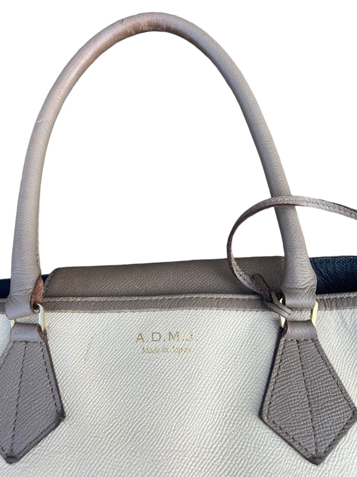 Japanese Brand A.D.M.J. Japan Distressed Scratches Patina Leather Tote Bag Size ONE SIZE - 8 Thumbnail