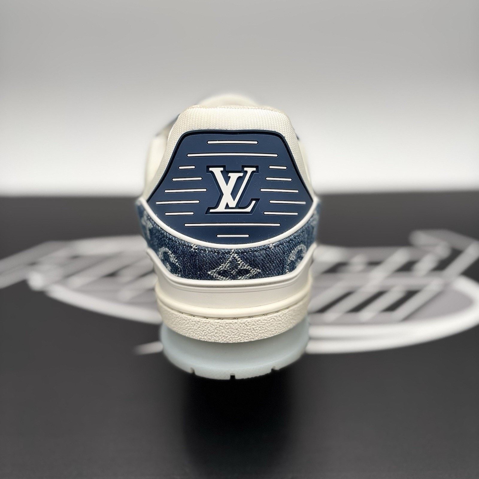 Louis Vuitton 12-12.5 US Louis Vuitton Trainer Denim ' Navy ' | EXCELLENT! Size US 12 / EU 45 - 3 Thumbnail