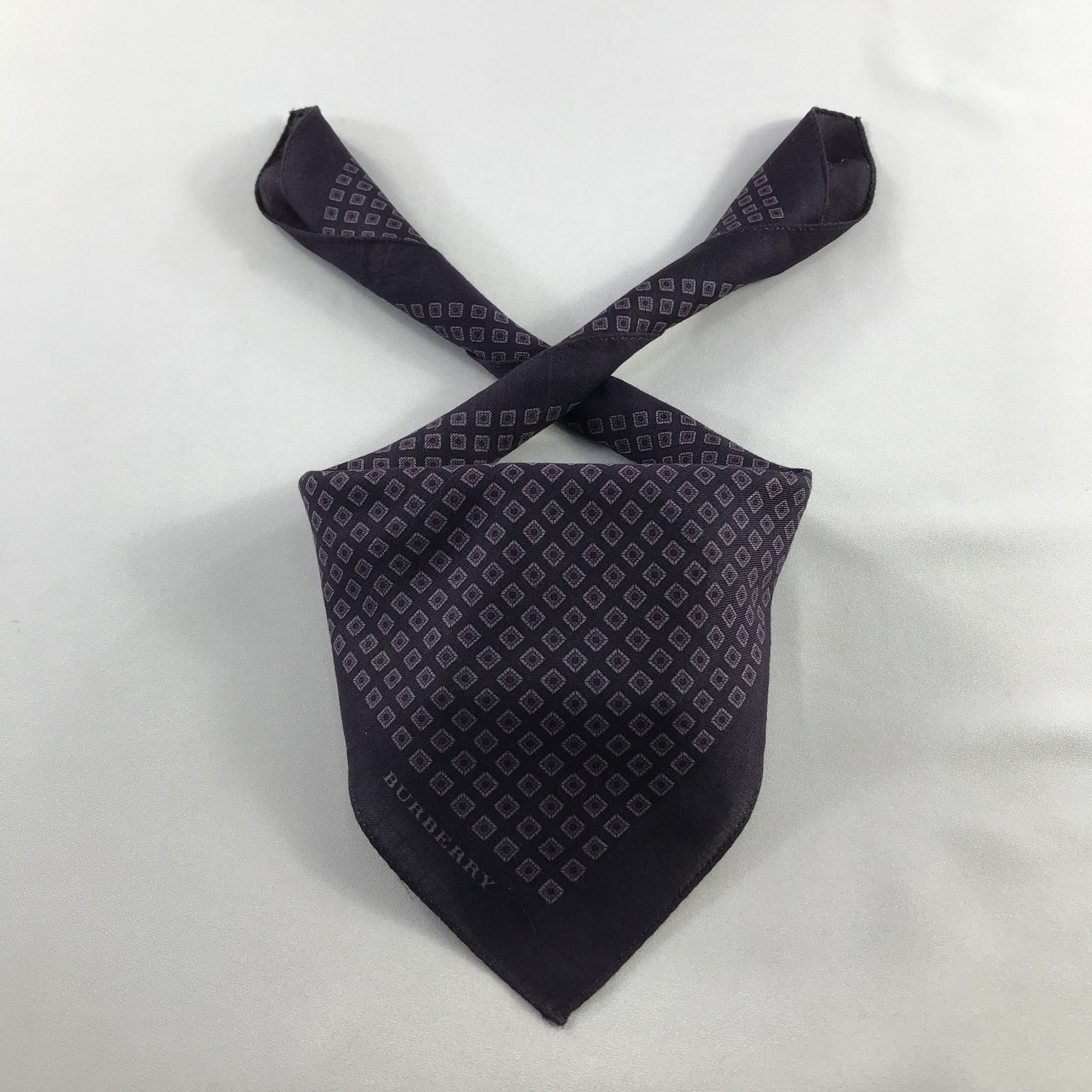 Burberry Burberry Handkerchief / Bandana / Neckerchief C529 Size ONE SIZE - 1 Thumbnail