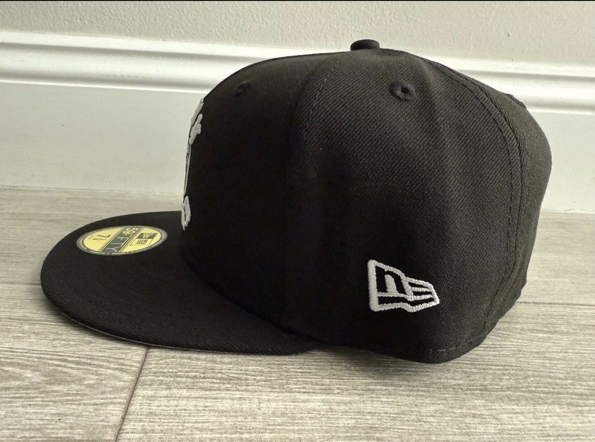 Born X Raised × NFL × New Era Las Vegas Raiders BORN X RAISED New Era Rocker Fitted 7 3/8 Size ONE SIZE - 4 Thumbnail