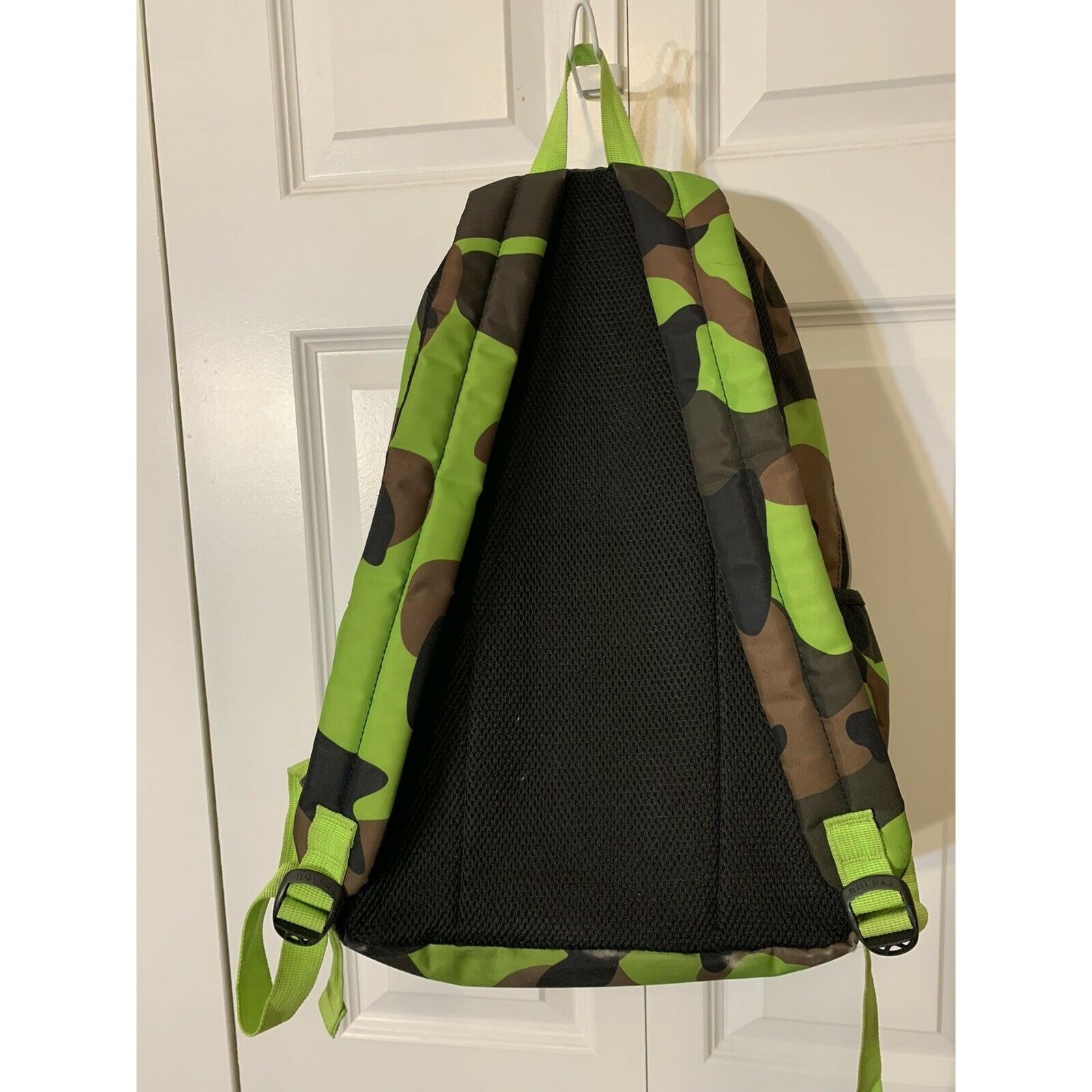 Other RRUIPAI Green-Brown Green CAMOUFLAGE STYLE School Backpack Size ONE SIZE - 7 Thumbnail