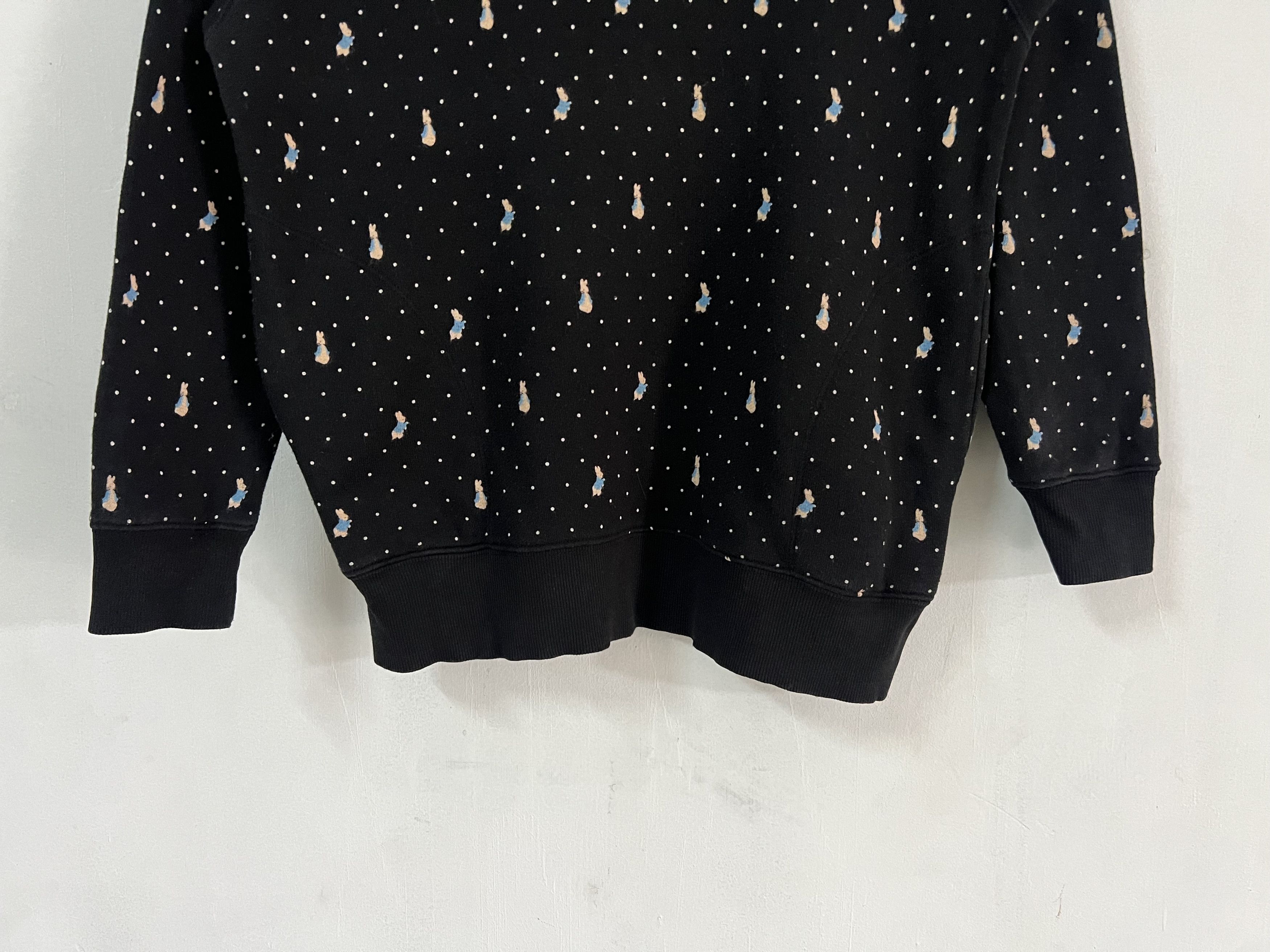 Uniqlo Peter Rabbit Uniqlo Hoodie Size US M / EU 48-50 / 2 - 2 Thumbnail