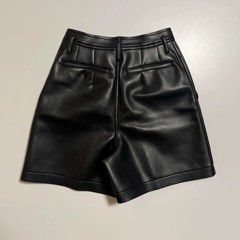 Comme des Garcons Comme des Garcons size S Black leather shorts Size 24" / US 00 / IT 34 - 2 Thumbnail