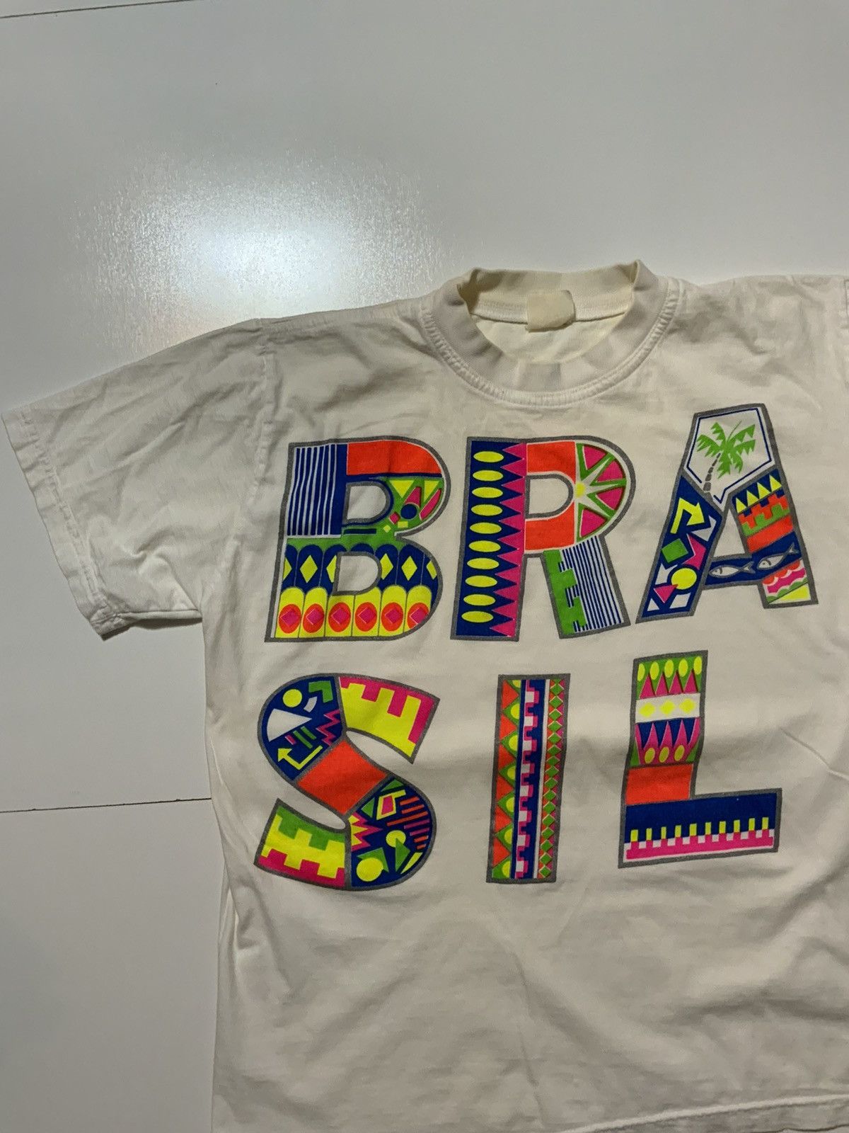 Vintage Vintage Brasil Brazil Souvenir Travel Tropical S/S T-Shirt Size US S / EU 44-46 / 1 - 3 Thumbnail