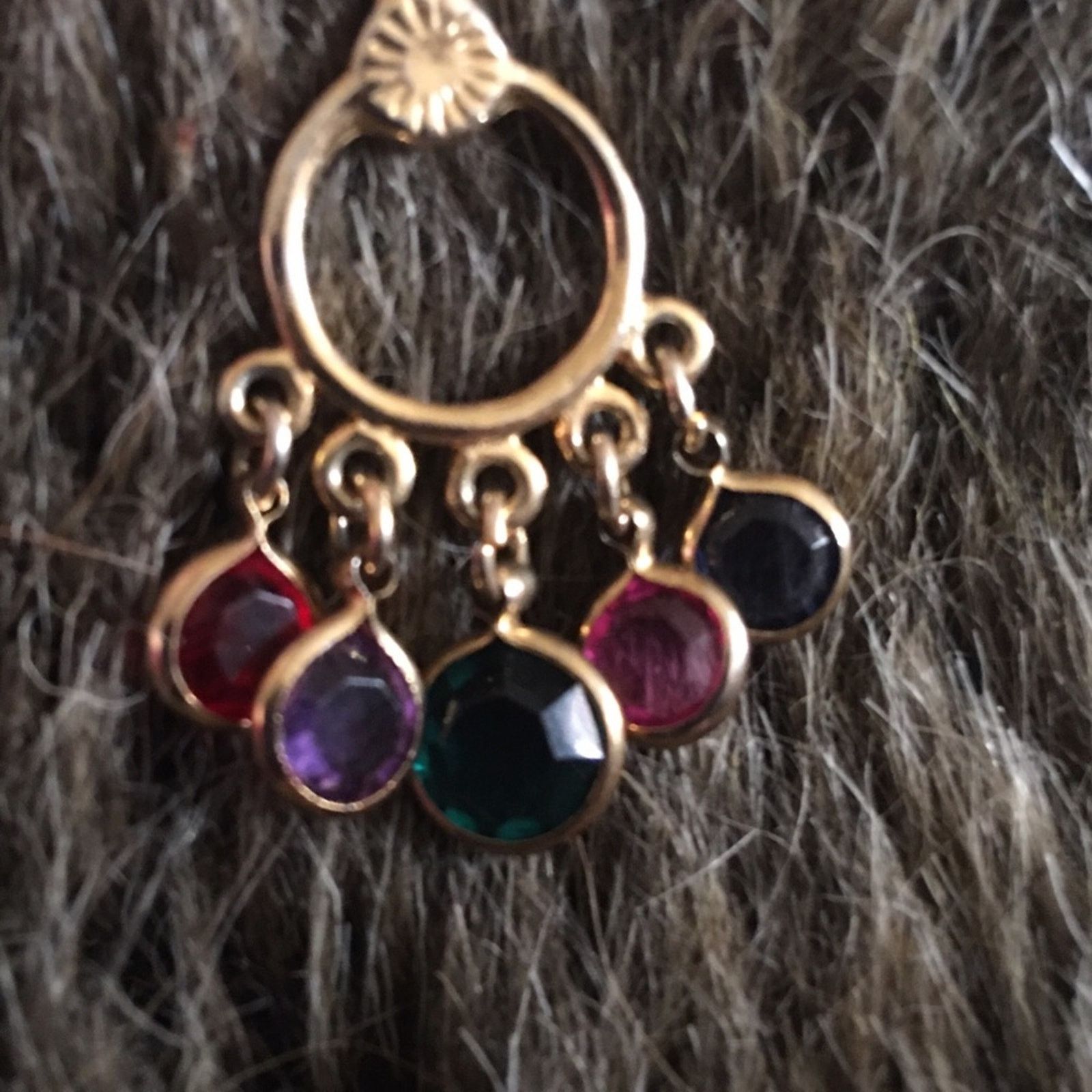 Vintage Vintage jewel tone dangle crystal screw backs Size ONE SIZE - 3 Thumbnail