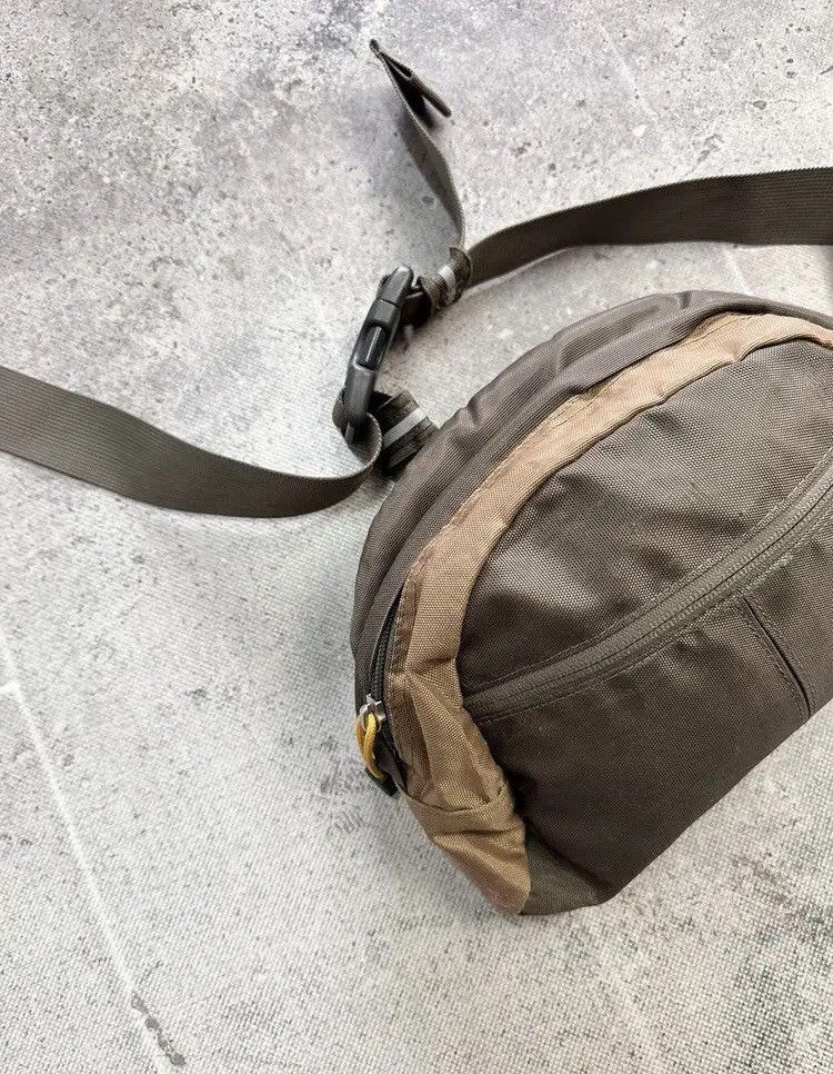The North Face × Vintage The North Face Vintage Bag TNF Messenger Bag Nike Vintage Size ONE SIZE - 11 Thumbnail
