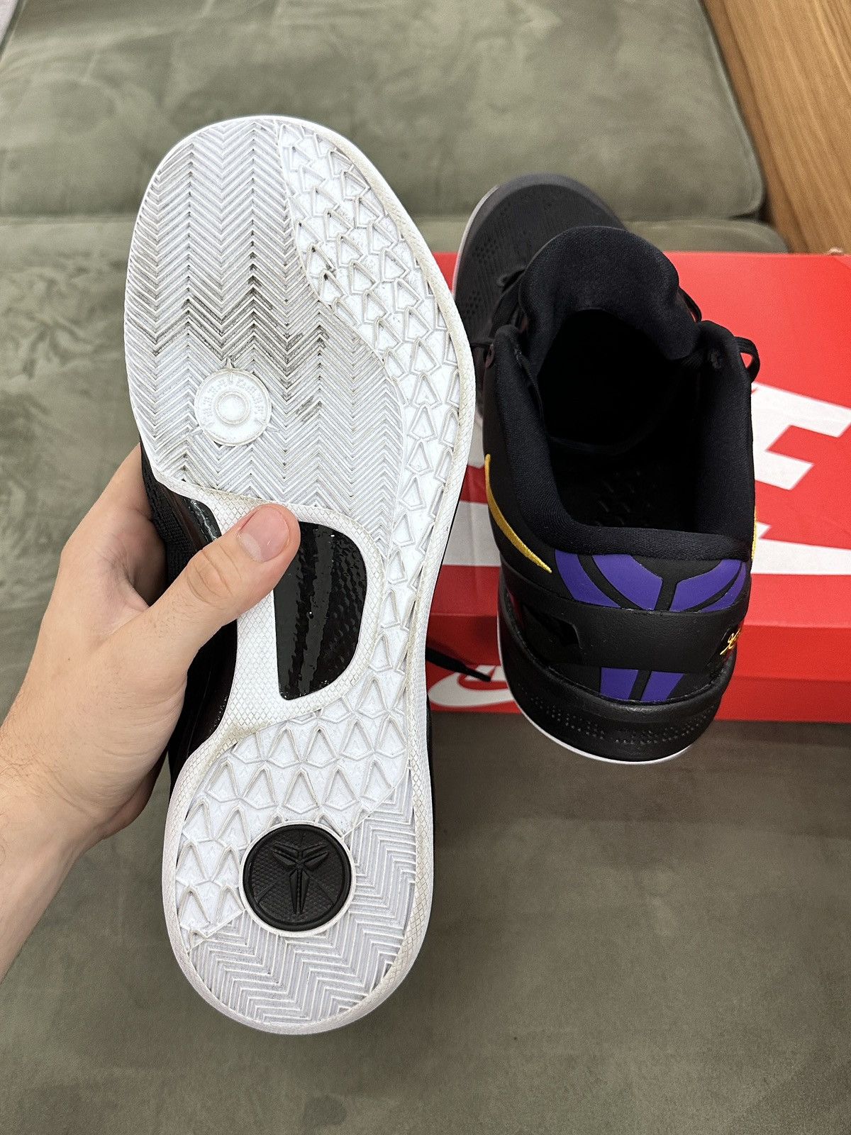 Nike Nike Kobe 8 Protro Lakers Away Size US 11.5 / EU 44-45 - 6 Thumbnail