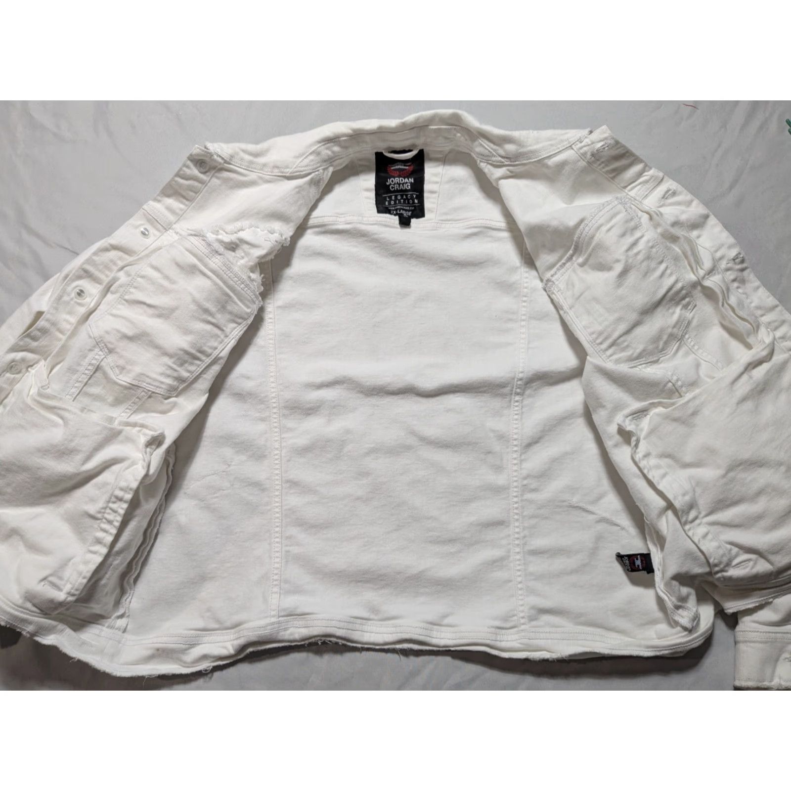 Jordan Craig JORDAN CRAIG LEGACY EDITION Men 2XL White Distress Stretch Denim Trucker Jacket Size US XXL / EU 58 / 5 - 3 Thumbnail