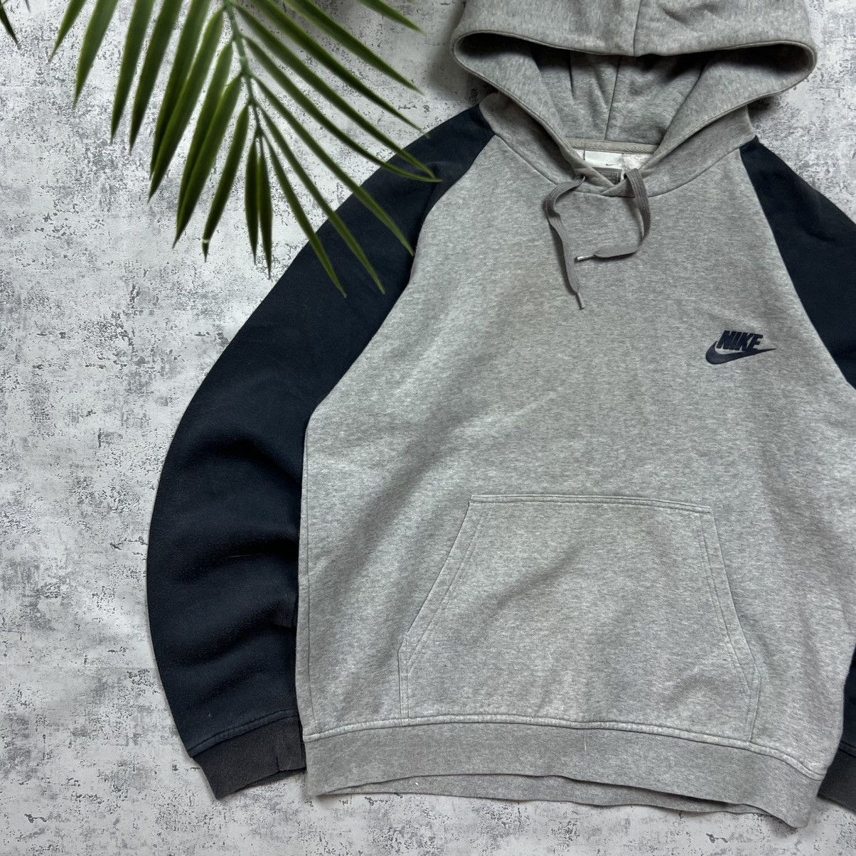 Nike 00s NIKE BASIC RETRO LOGO VINTAGE Y2K PULLOVER HOODIE Size US S / EU 44-46 / 1 - 2 Thumbnail
