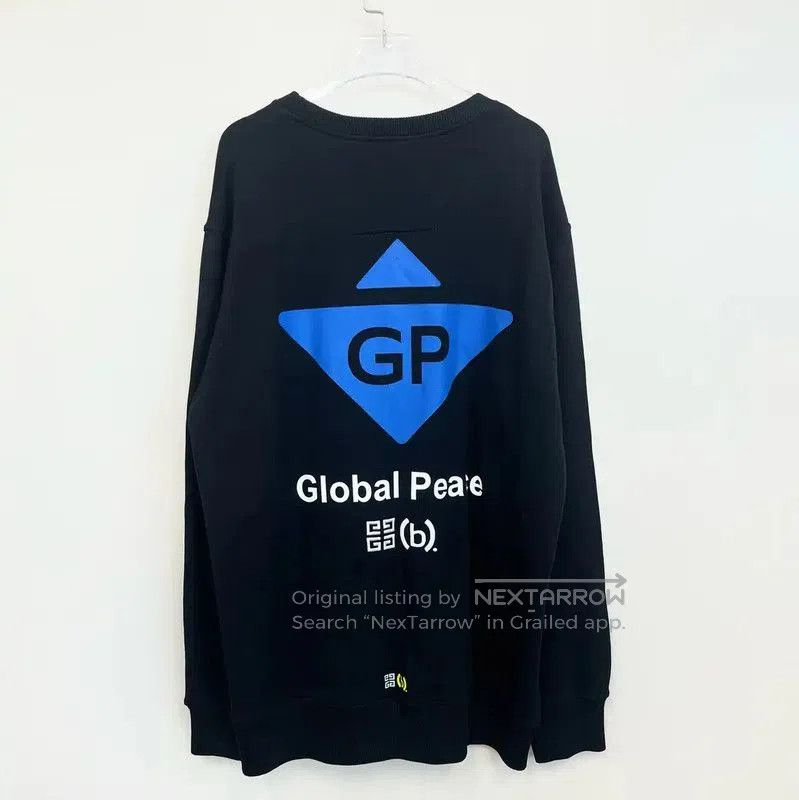 Givenchy Givenchy Black Women's Sweatshirt with Logo Design . Size S / US 4 / IT 40 - 2 Thumbnail