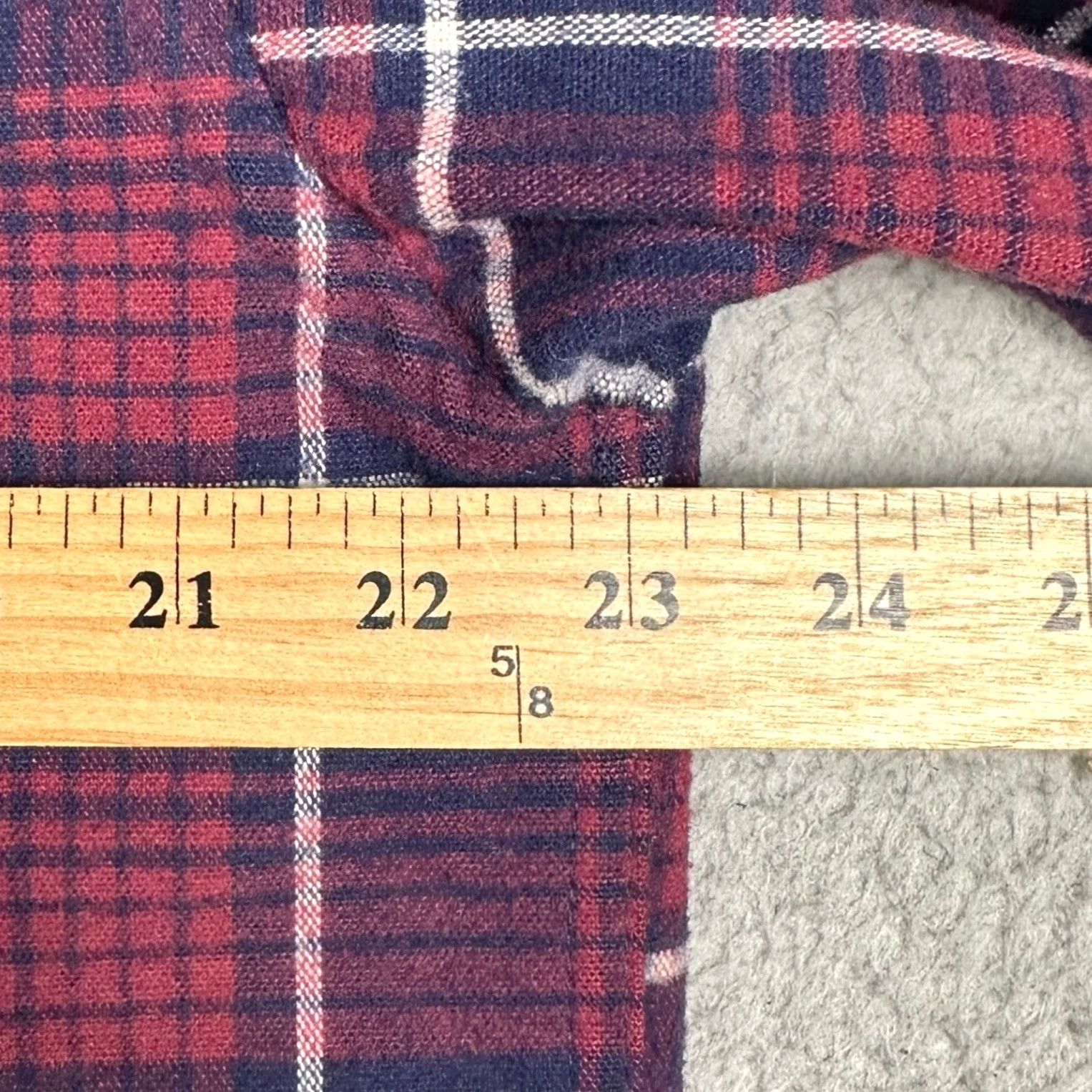 Vintage L.L. Bean Chamois Cloth Shirt Mens M Red Navy Plaid Traditional Fit Button-Up Flannel Workwear Casual Long Sleeve Collar Pocketed Wool? Size US M / EU 48-50 / 2 - 6 Thumbnail
