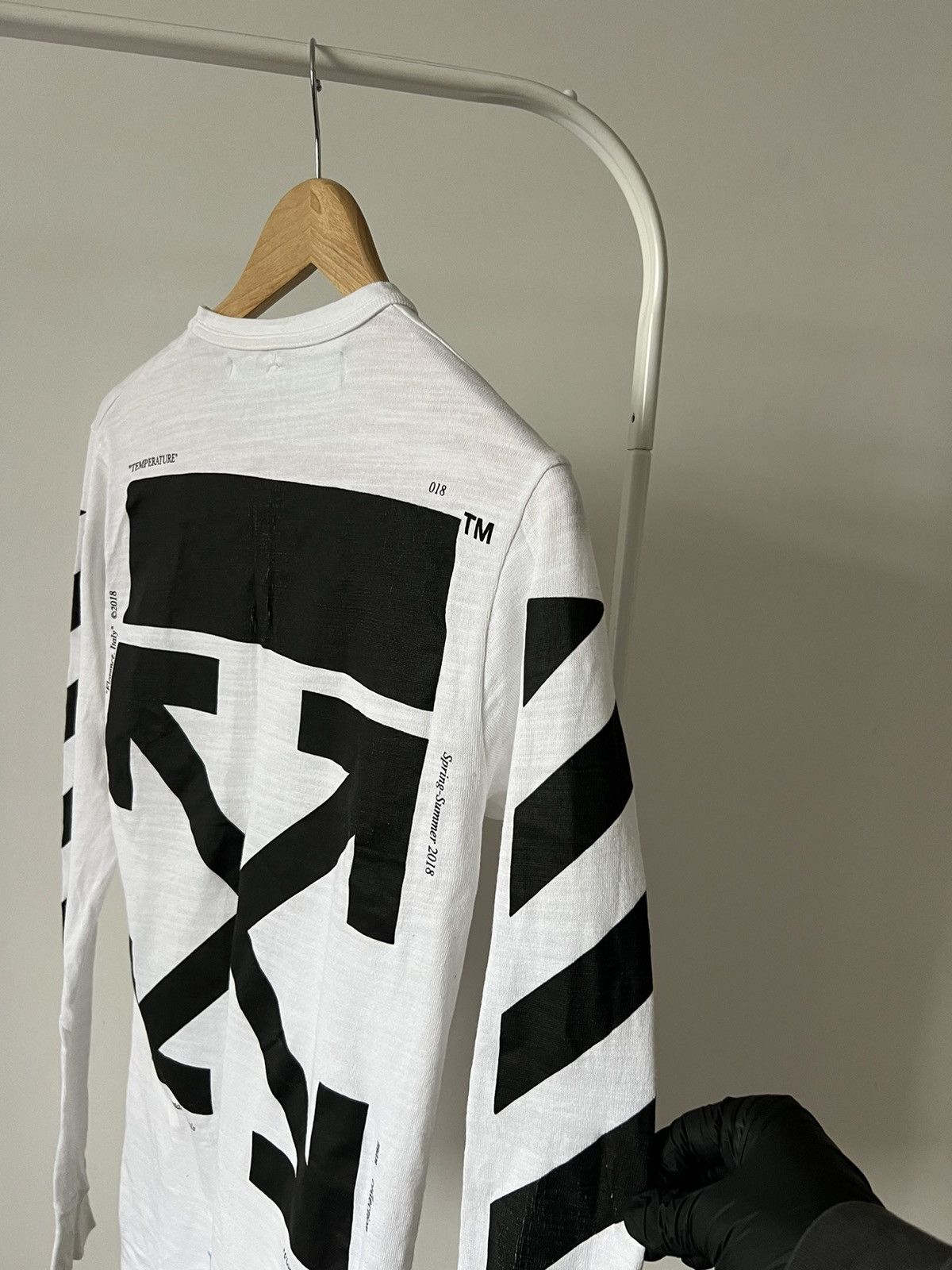 Off-White Off-White Mona Lisa Arrows Temperature Long Size US XS / EU 42 / 0 - 5 Thumbnail