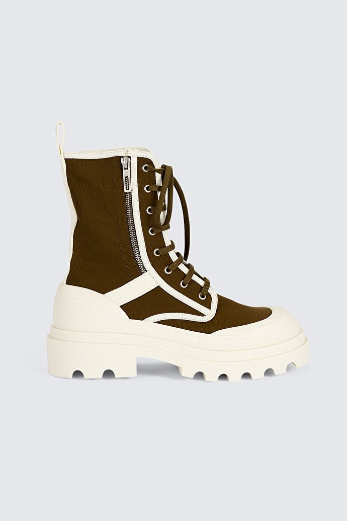 image of Bottega Veneta O1Loc1C0124 Lace-Up Boot In Liana/white, Men's