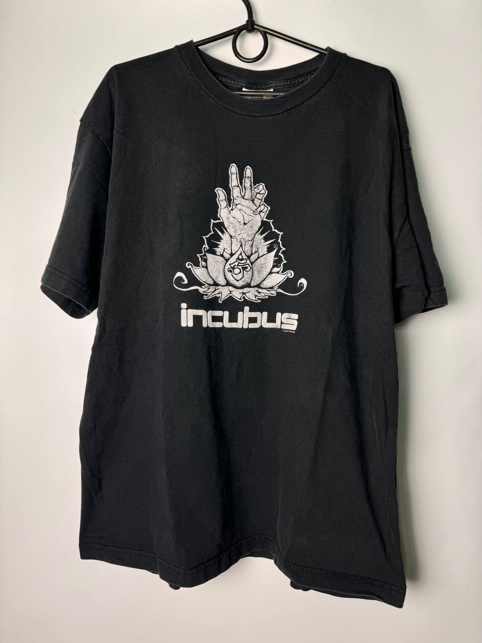 image of Band Tees x Rock Band Vintage 00S Incubus Band “Morning View Era 2000 Rock T-Shirt in Black (Size X