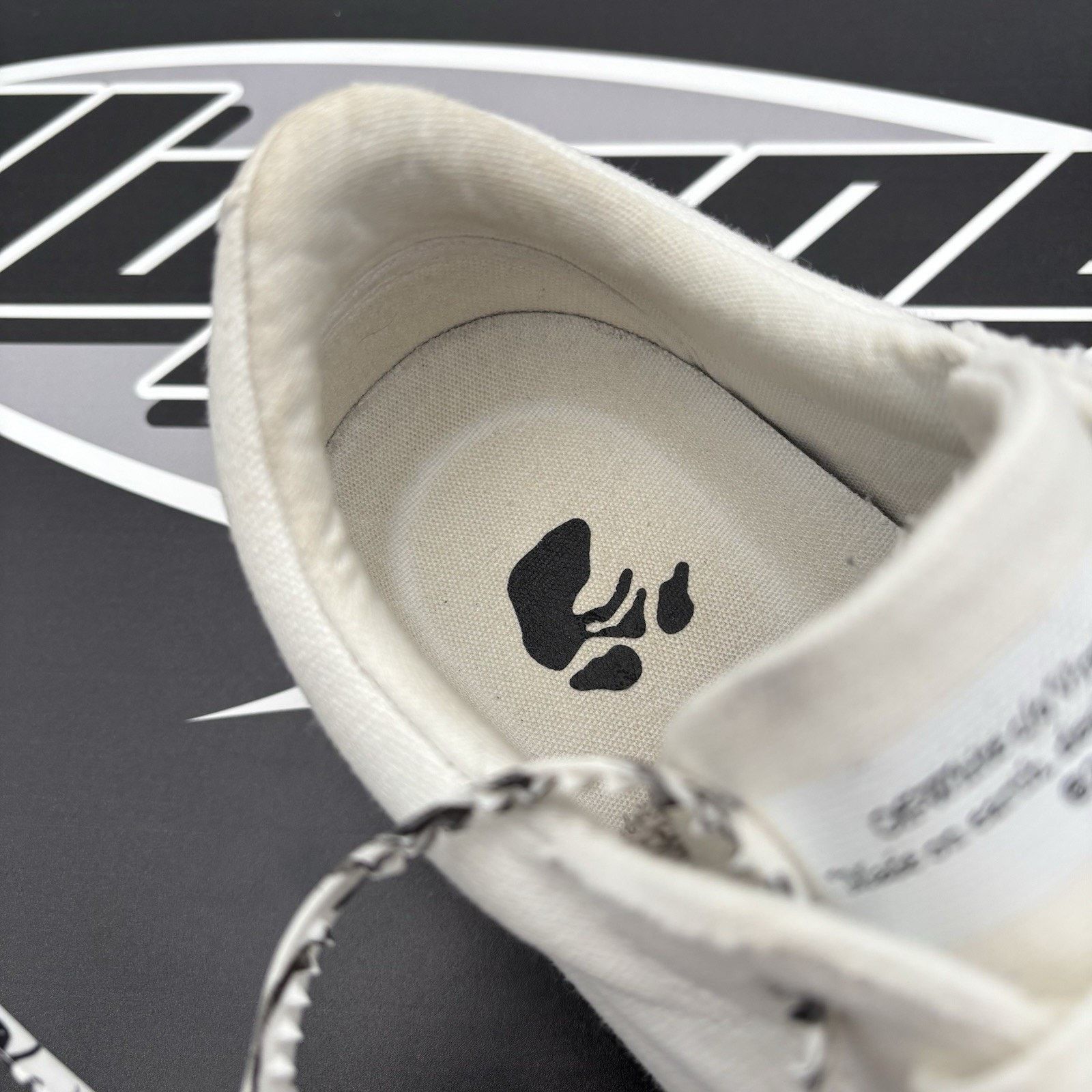 Off-White Off-White Vulc Sneaker ' White ' | GREAT CONDITION! Size US 7 / EU 40 - 8 Thumbnail