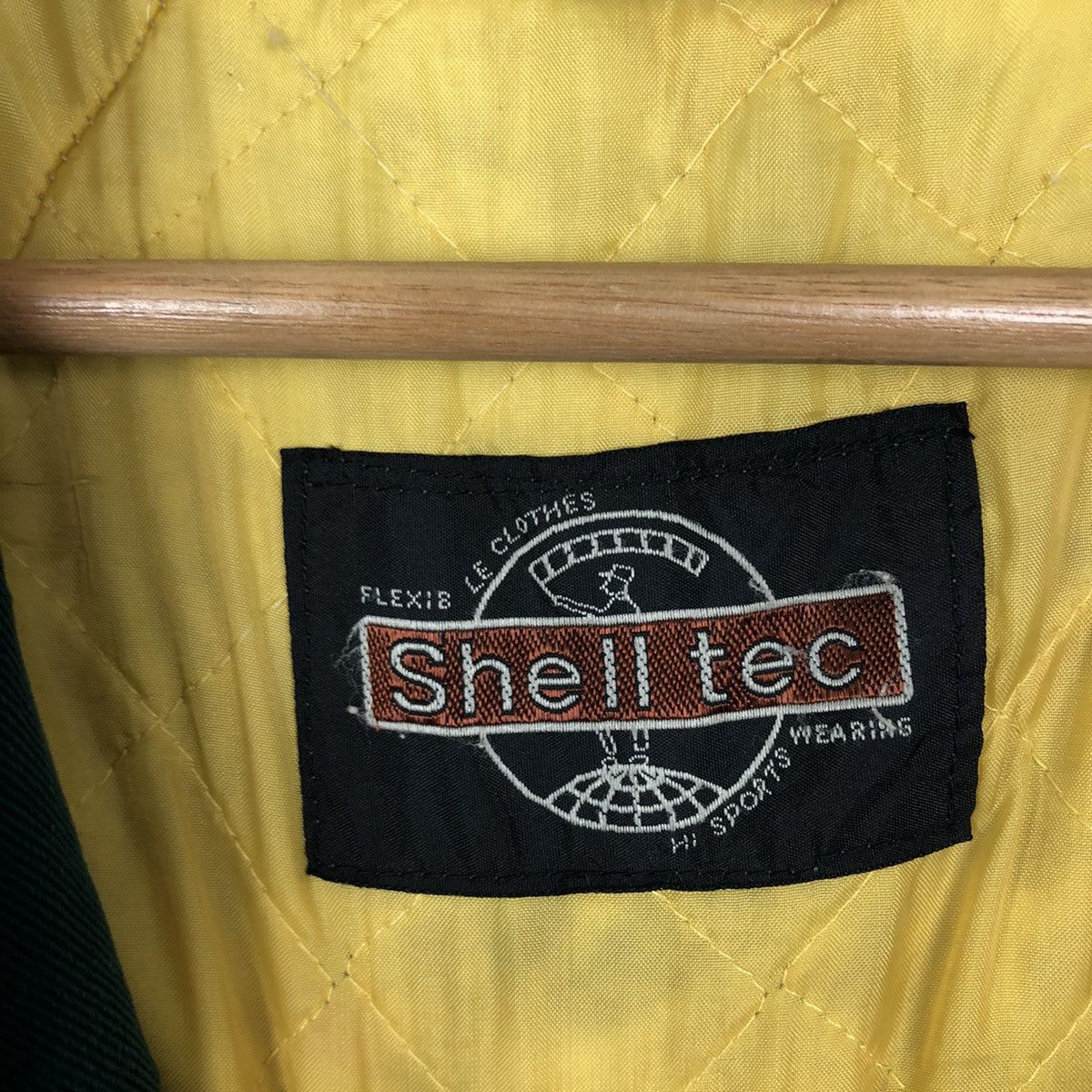 Japanese Brand VINTAGE VARSITY JACKET SHELL TEC BIG LOGO SPELL OUT Size US M / EU 48-50 / 2 - 12 Thumbnail