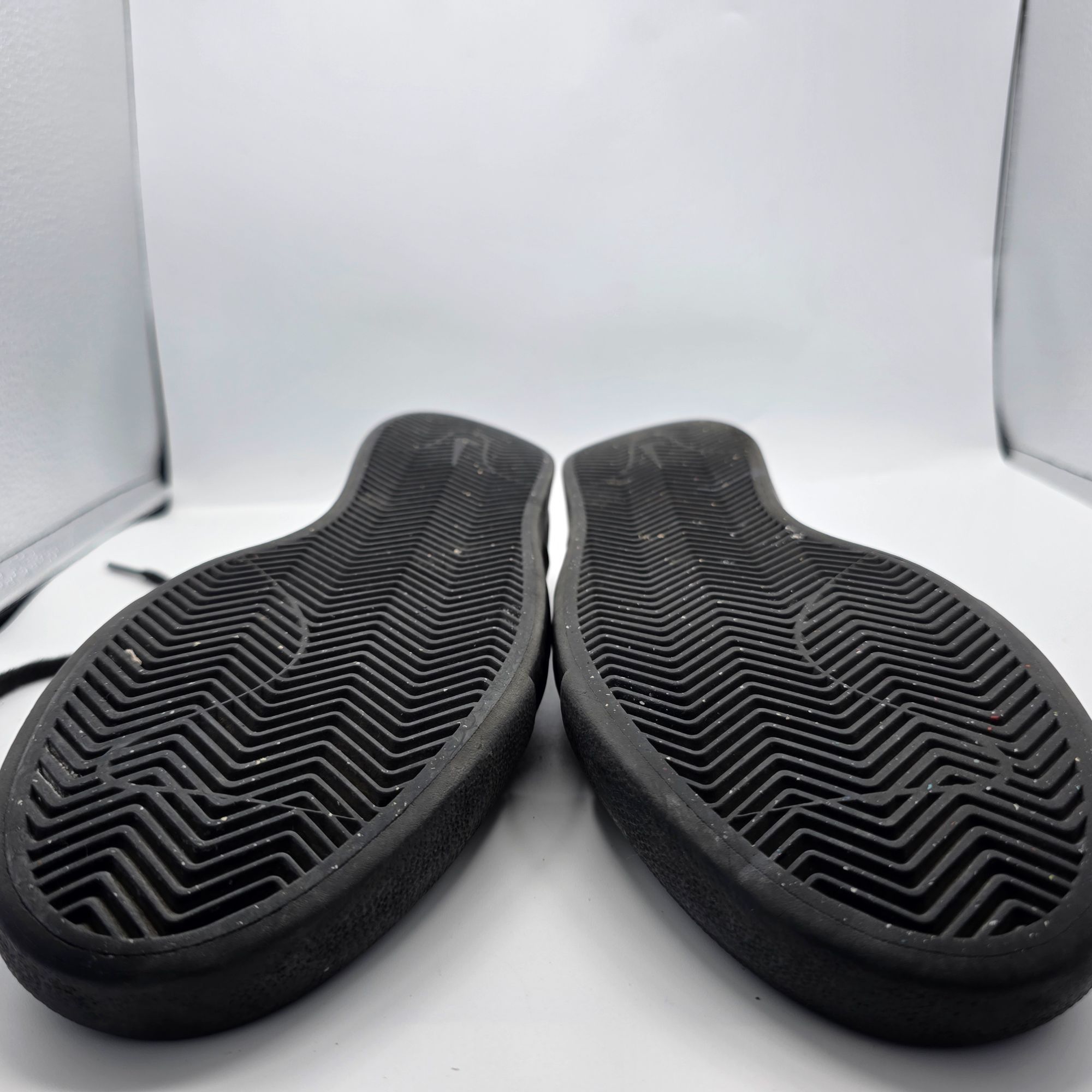 Nike Nike SB Zoom Stefan Janoski Mens Size 10 Triple Black Sneake Size US 10 / EU 43 - 11 Thumbnail