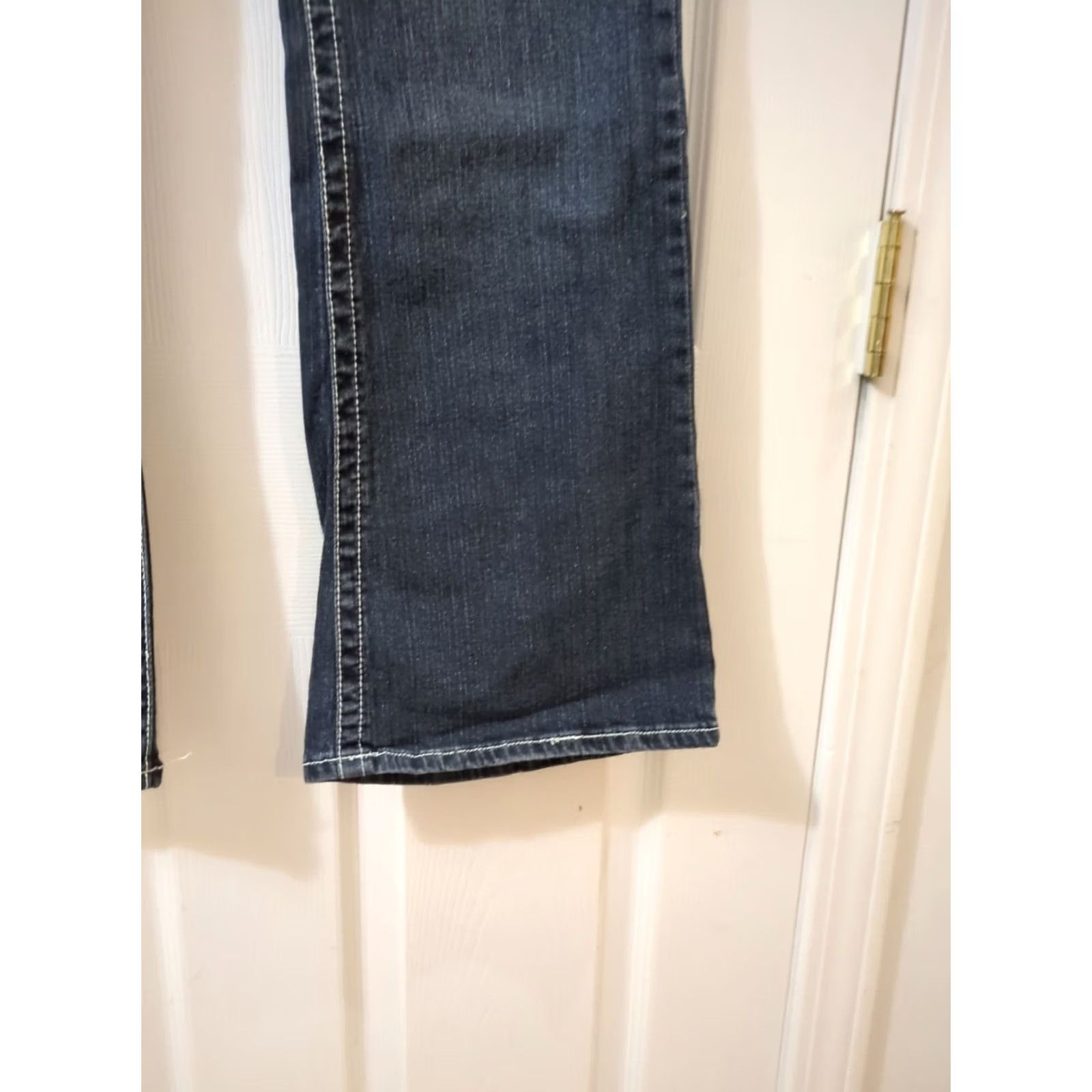 Denime LL Cool J Juniors Dark Denim Bootcut Jeans 5-Pocket Pocketed Embroidered Size 11 Blue WomenMens Size ONE SIZE - 4 Thumbnail