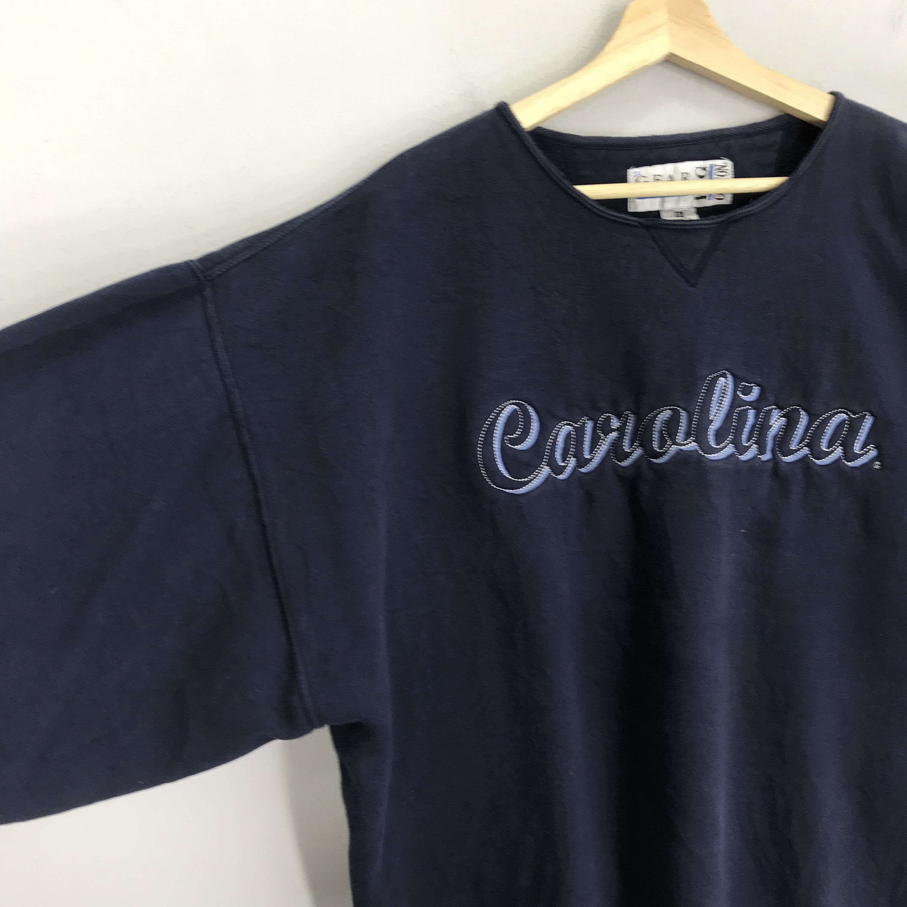 Carolina Herrera Vintage Carolina Blue Sweatshirt Xlarge - 392 Size US XL / EU 56 / 4 - 4 Thumbnail