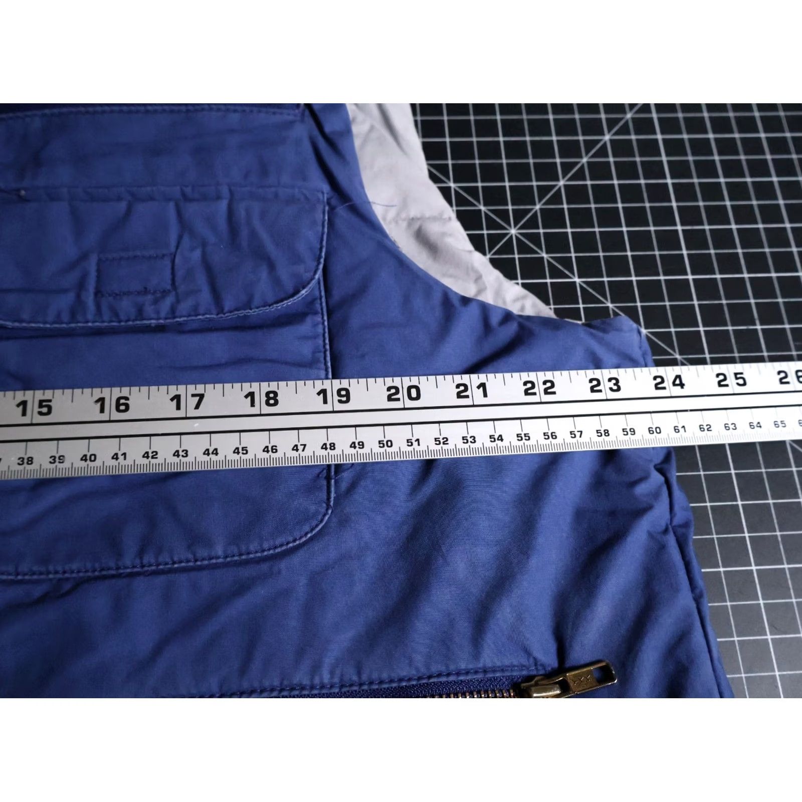Vintage VINTAGE Down Insulated Vest Men's XL Blue Full Zip Hooded Pockets 90s VTG Adam Spencer Jacket Mens Vest Blue Nylon Lined Softshell Utility Size US XL / EU 56 / 4 - 5 Thumbnail