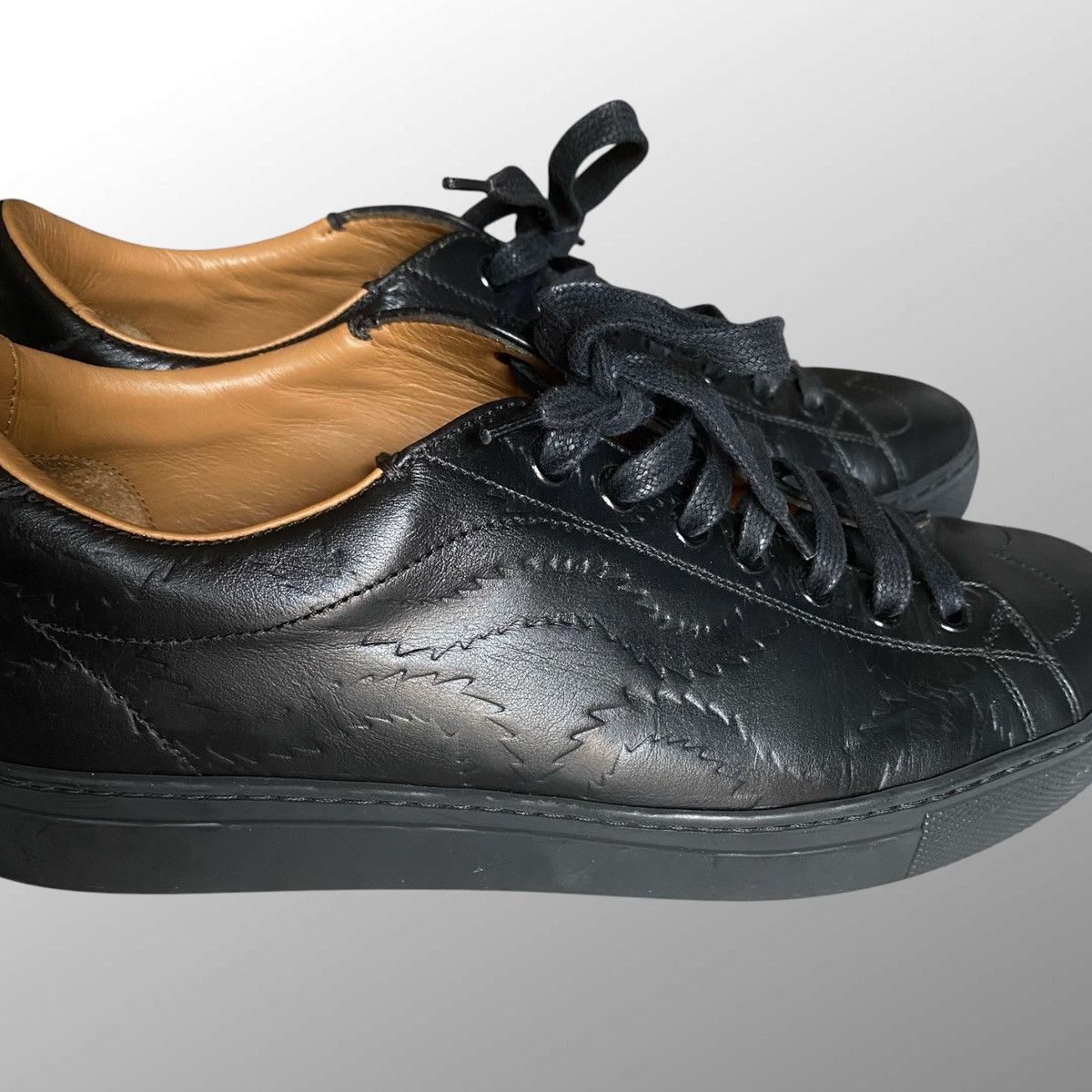 Vivienne Westwood Squiggle Embossed Leather Sneakers Size US 8.5 / EU 41-42 - 4 Thumbnail