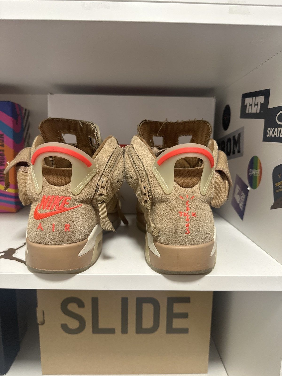 Jordan Brand × Nike × Travis Scott Jordan 6 x Travis Scott Size US 7 / EU 40 - 1 Thumbnail