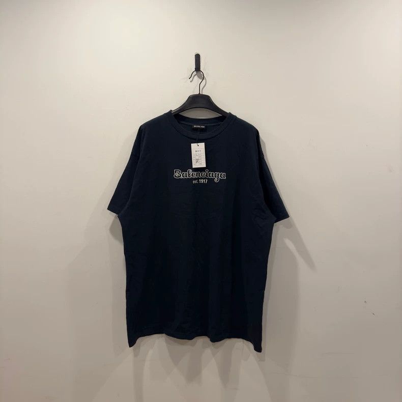 Balenciaga Balenciaga Dark blue cursive short sleeves Size US L / EU 52-54 / 3 - 1 Thumbnail