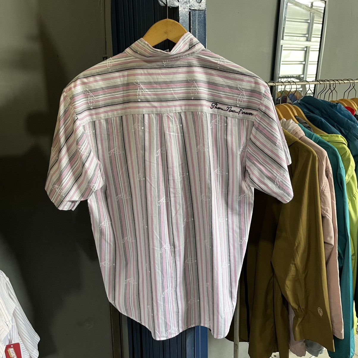 Rusty Vintage Surfing Rusty Button Short Sleeve Size US L / EU 52-54 / 3 - 7 Thumbnail