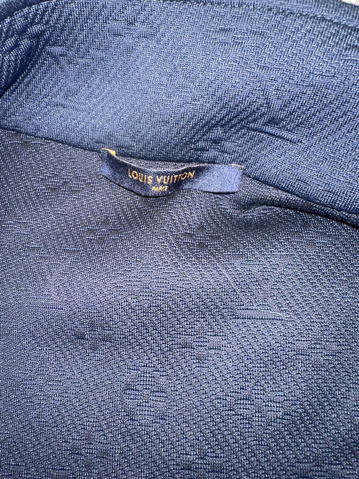 Louis Vuitton Louis Vuitton LV Sweater Sz M Size US M / EU 48-50 / 2 - 7 Thumbnail