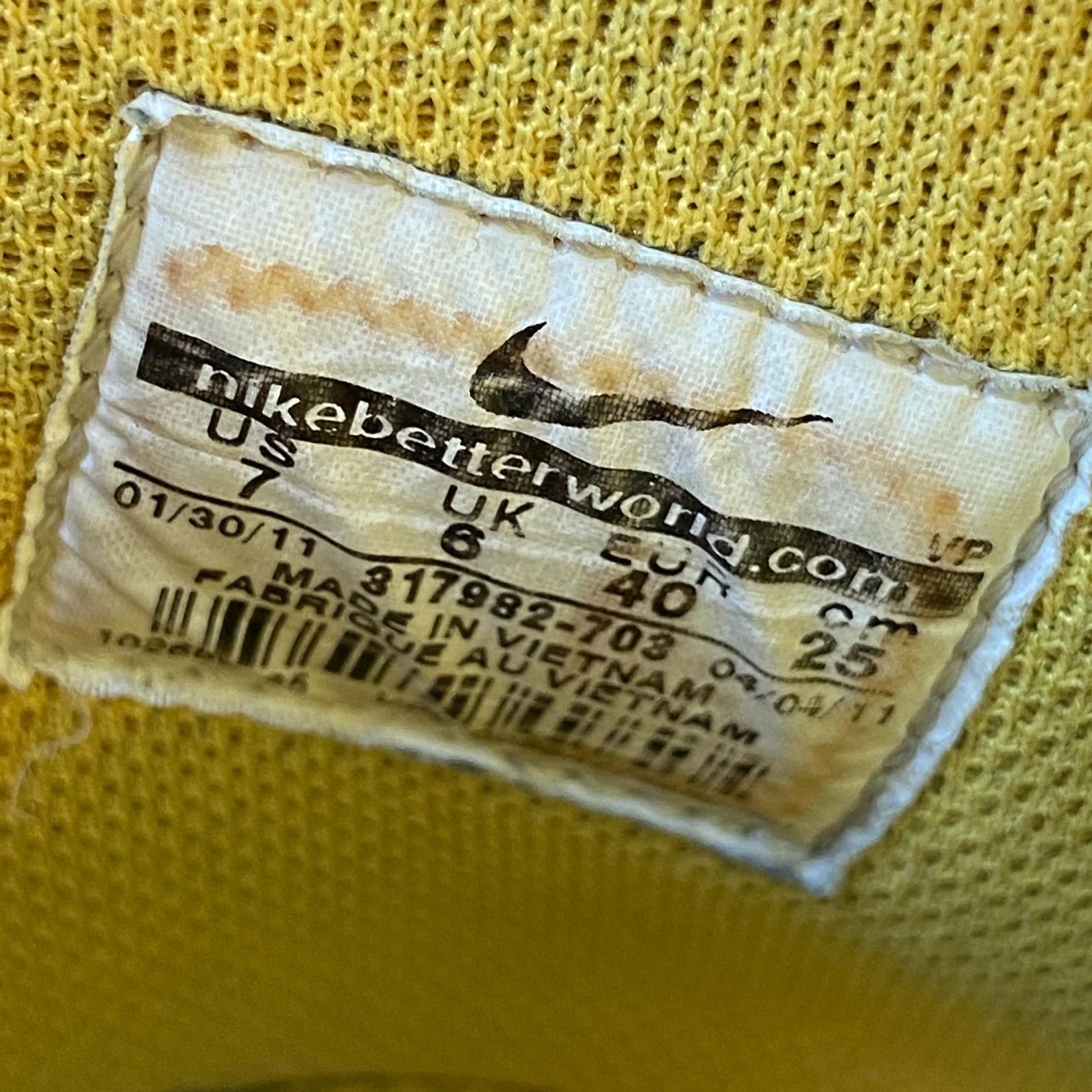 Nike Nike Dunk High White Varsity Maize yellow black Size US 7 / EU 40 - 9 Thumbnail
