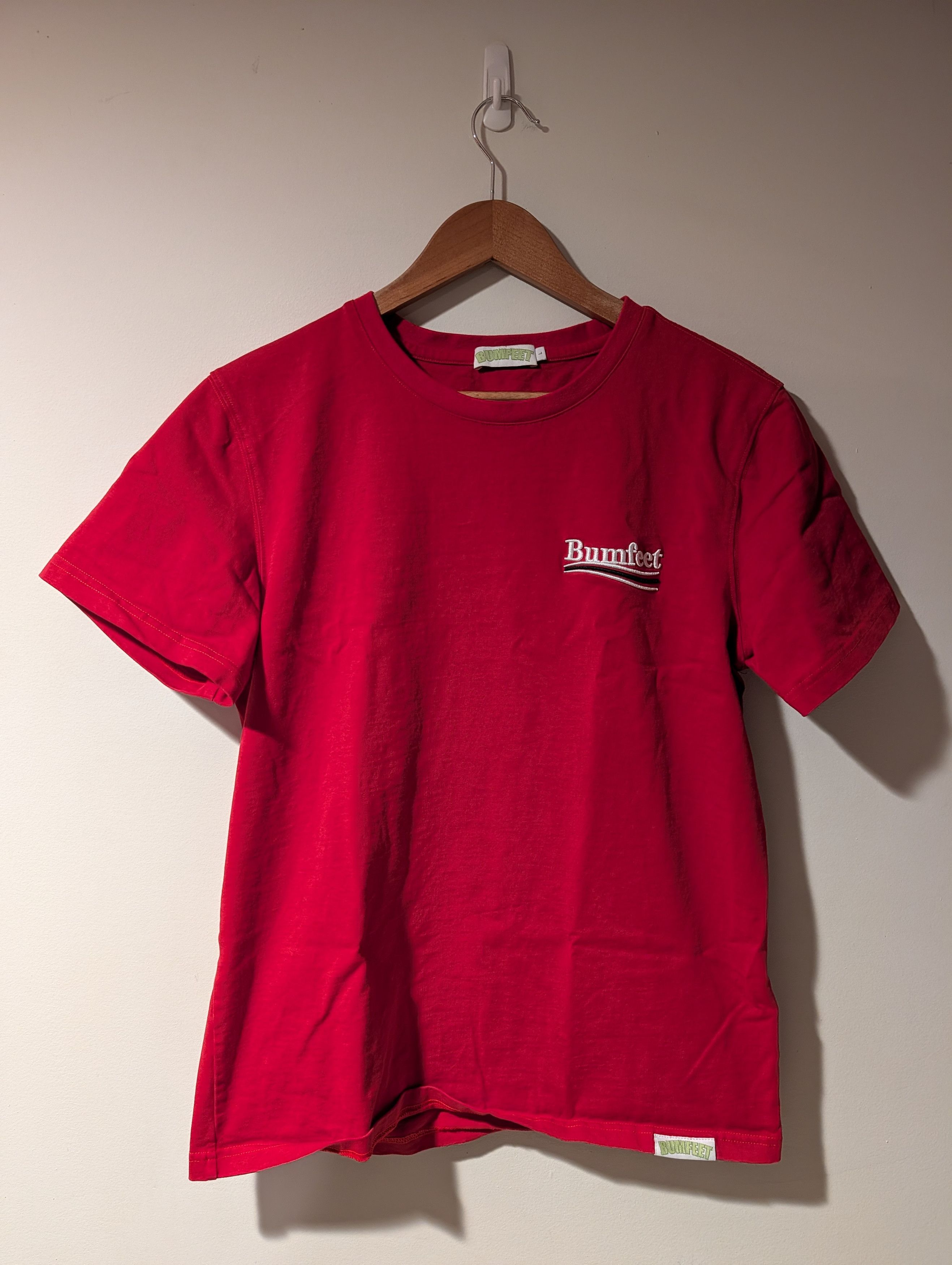 Gildan Bumfeet Exotic Dept Graphic Balenciaga T-Shirt Embroidered Size US L / EU 52-54 / 3 - 1 Thumbnail