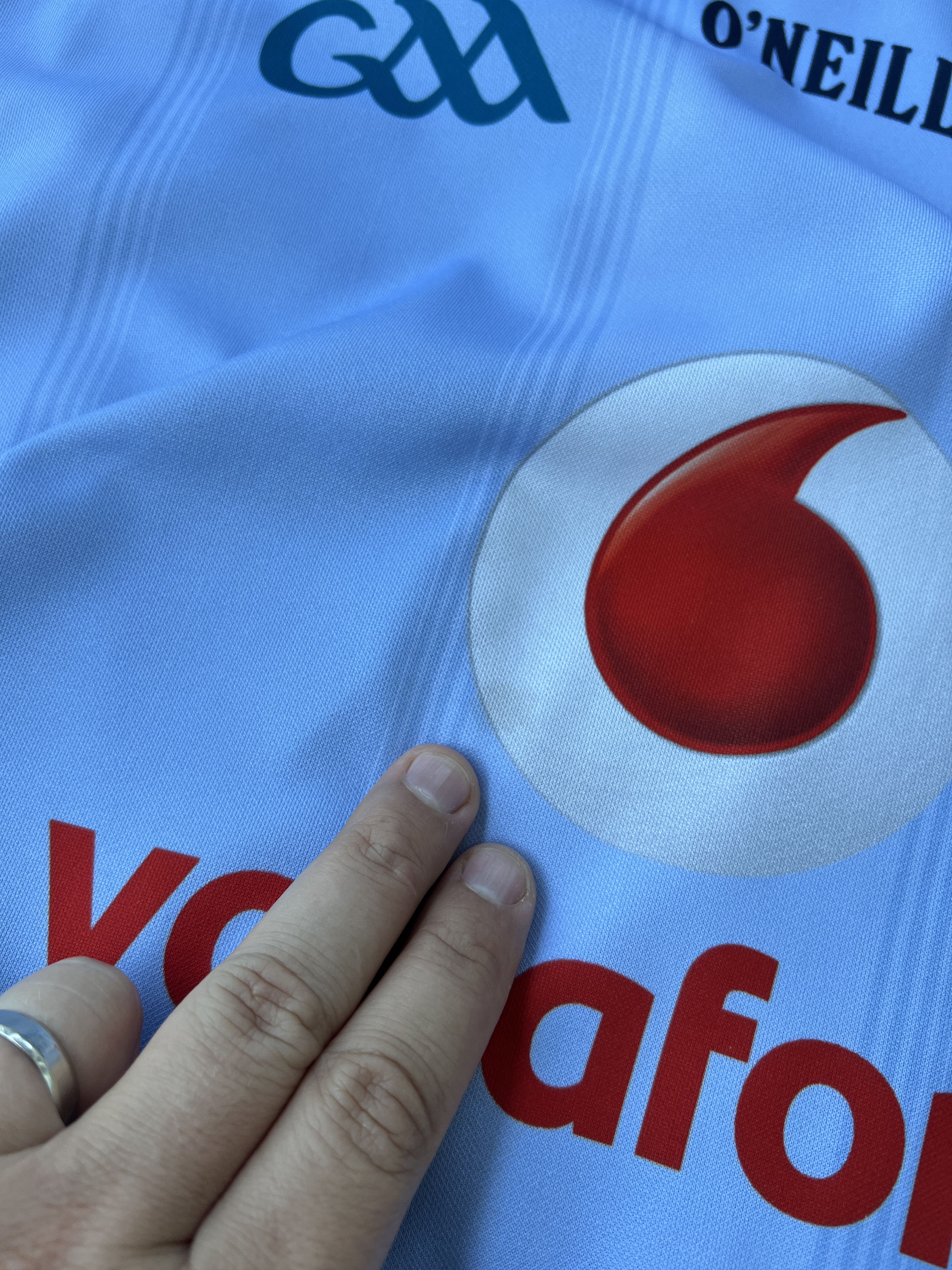 O'Neill GAA ATH Cliath Dublin Vodafone Jersey Size US L / EU 52-54 / 3 - 8 Thumbnail