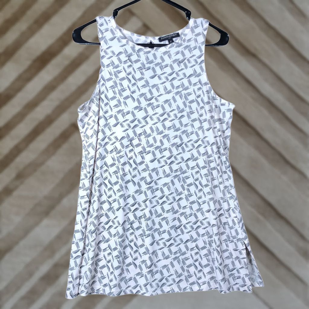 Banana Republic Banana Republic Womens Blouse White Black Sleeveless Key Hole Back Stretch M Shirt Womens Blouse Casual Work Formal 90s? Size M / US 6-8 / IT 42-44 - 1 Thumbnail