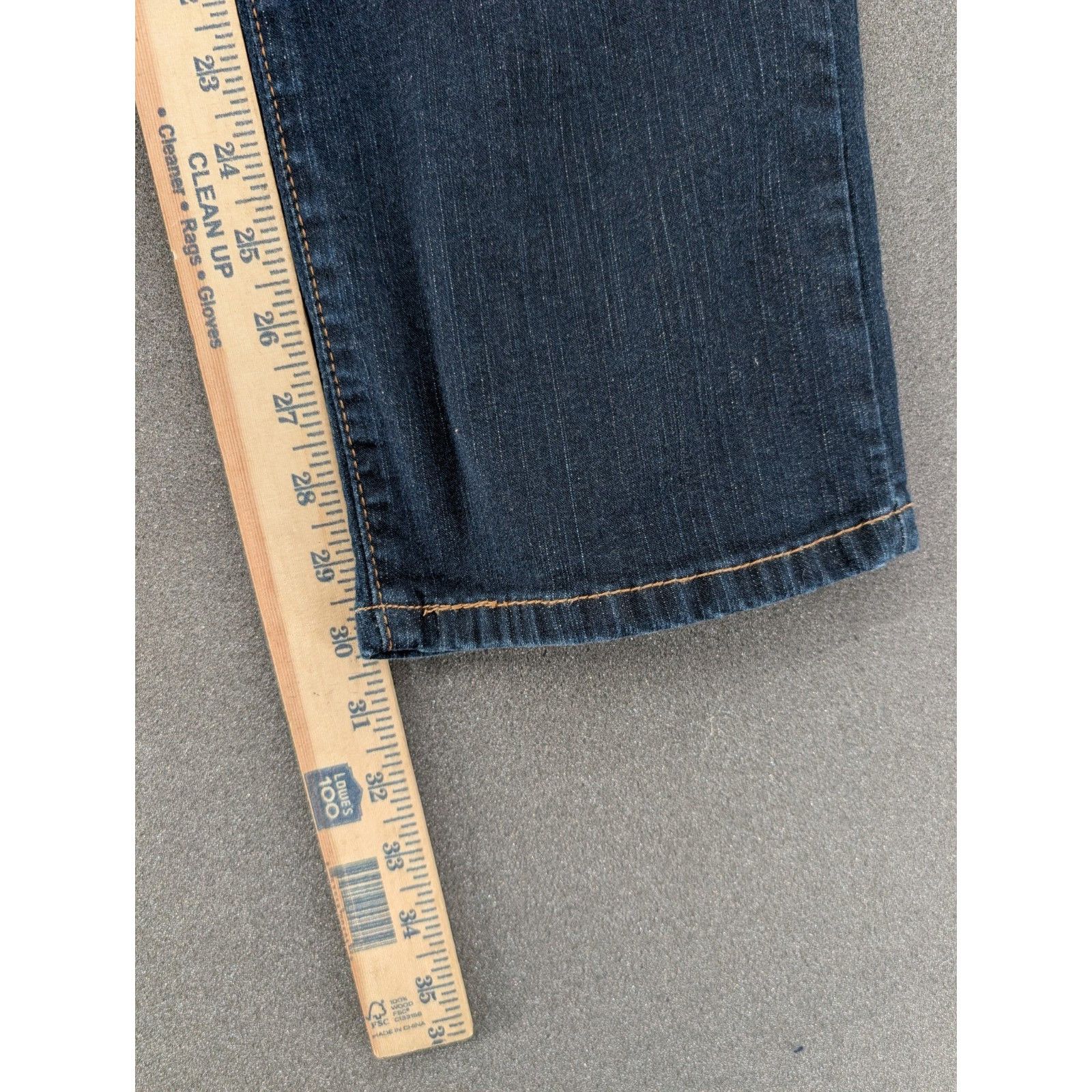 Levi's Levi’s 512 Perfectly Slimming Straight Jeans Women’s 10 Medi Size 32" / US 10 / IT 46 - 8 Thumbnail