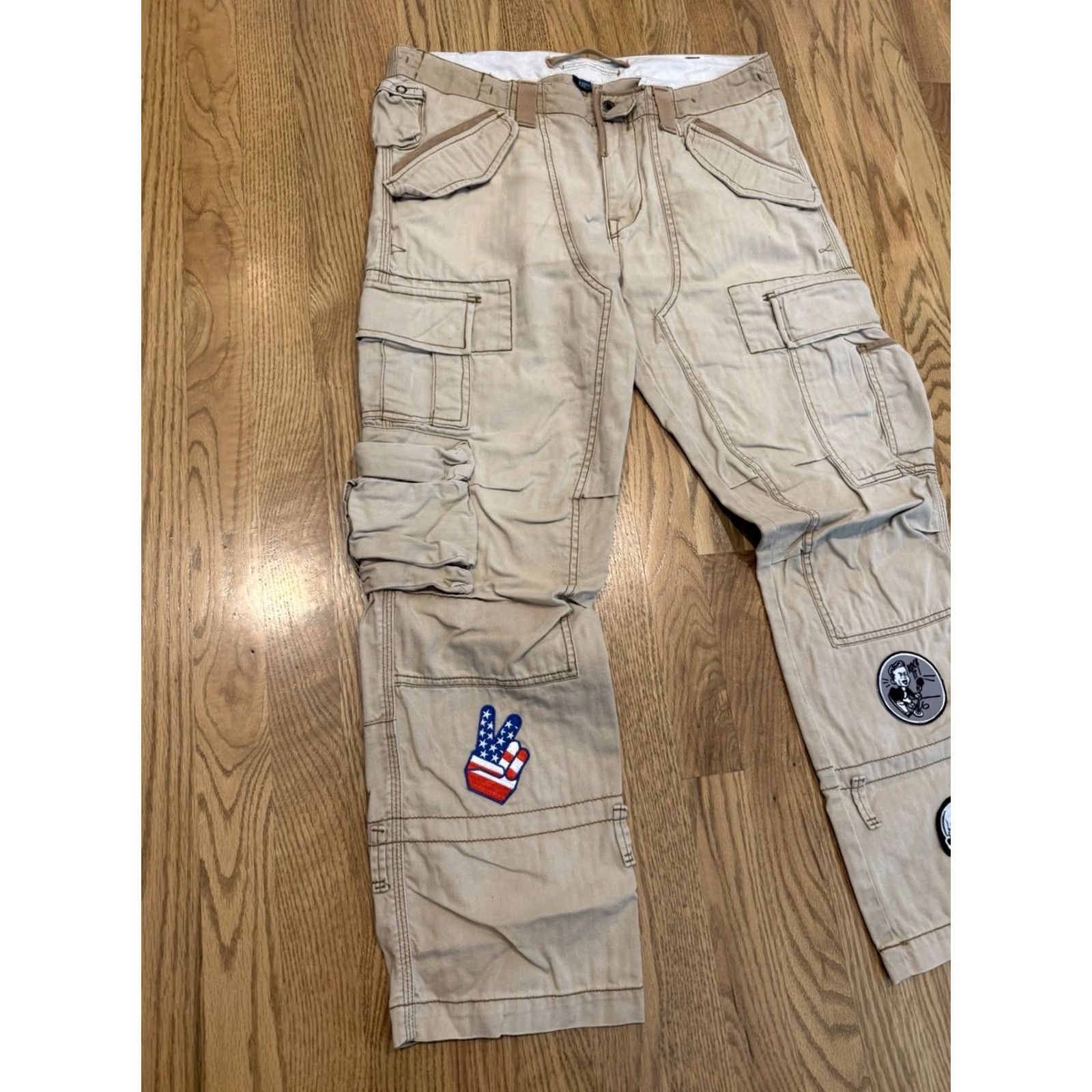 Polo Ralph Lauren VINTAGE Polo Ralph Lauren Military Cargo Pants Mens 34x30 34x29 Beige Cotton Trousers Patches Logo Front Zip Button Cargo Pants Shoes? Size US S / EU 44-46 / 1 - 6 Thumbnail