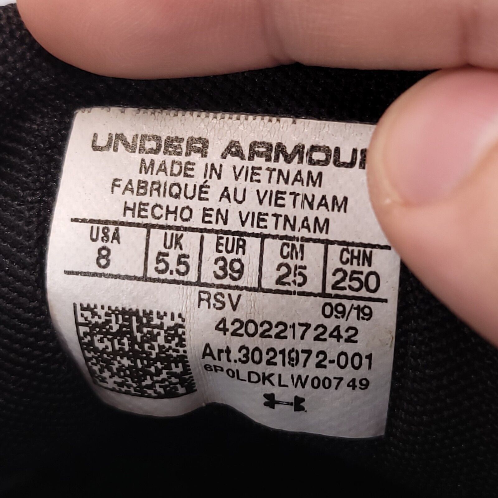Under Armour Under Armour Charged Assert 8 Shoe Womens Size 8 3021972-001 Size US 8 / IT 38 - 9 Thumbnail