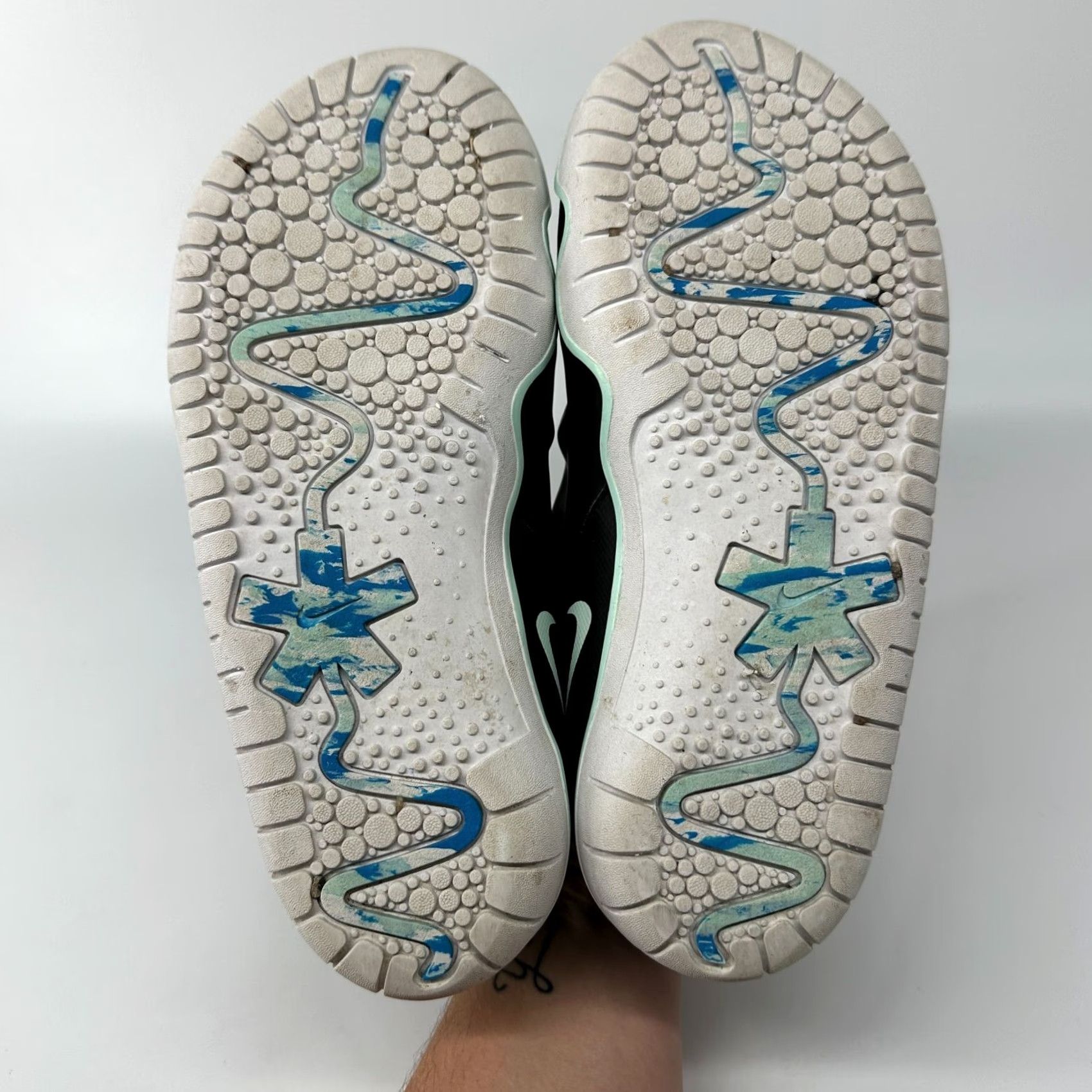 Nike Nike Zoom Pulse Mens Size 6.5 Black Medical Uniform Slip On Sneaker CT1629-001 Size US 7 / EU 40 - 7 Thumbnail