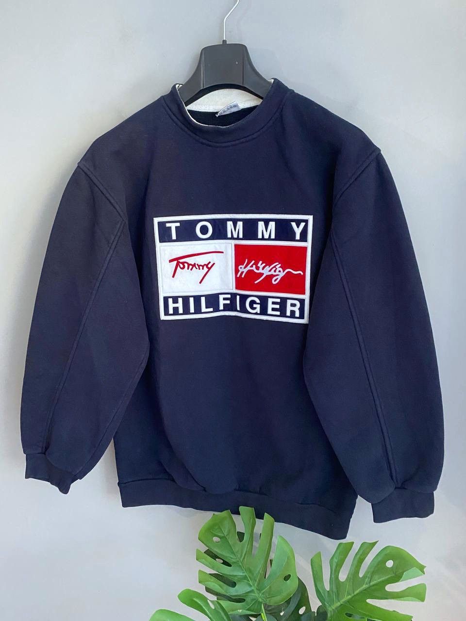 Tommy Hilfiger Tommy Hilfiger Vintage Men`s Sweatshirt Big Logo, Size M Size US M / EU 48-50 / 2 - 2 Thumbnail