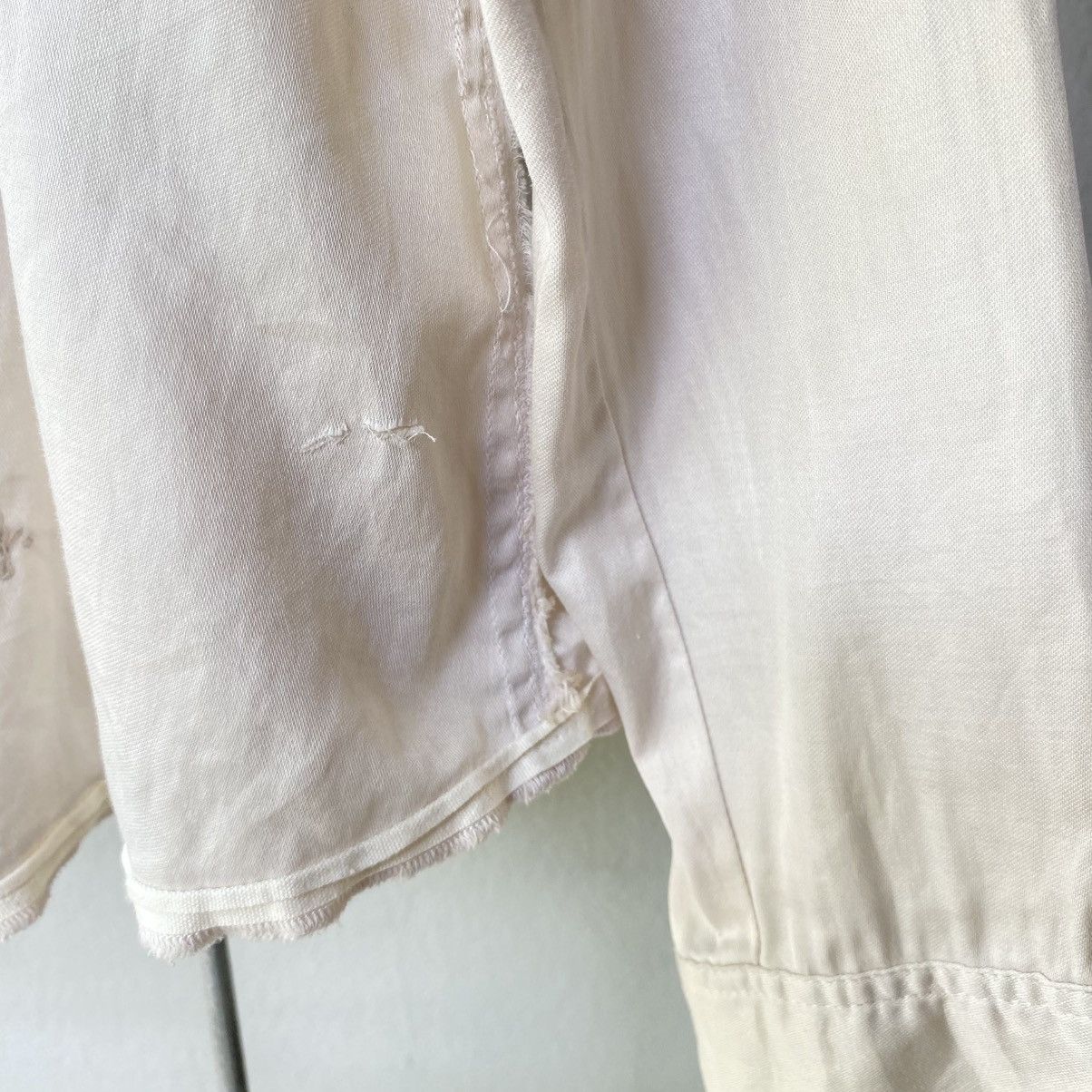 Marithe + Francois Girbaud MARITHE + FRANÇOIS GIRBAUE Grey V-Neck Button-Up Shirt Size S / US 4 / IT 40 - 25 Thumbnail