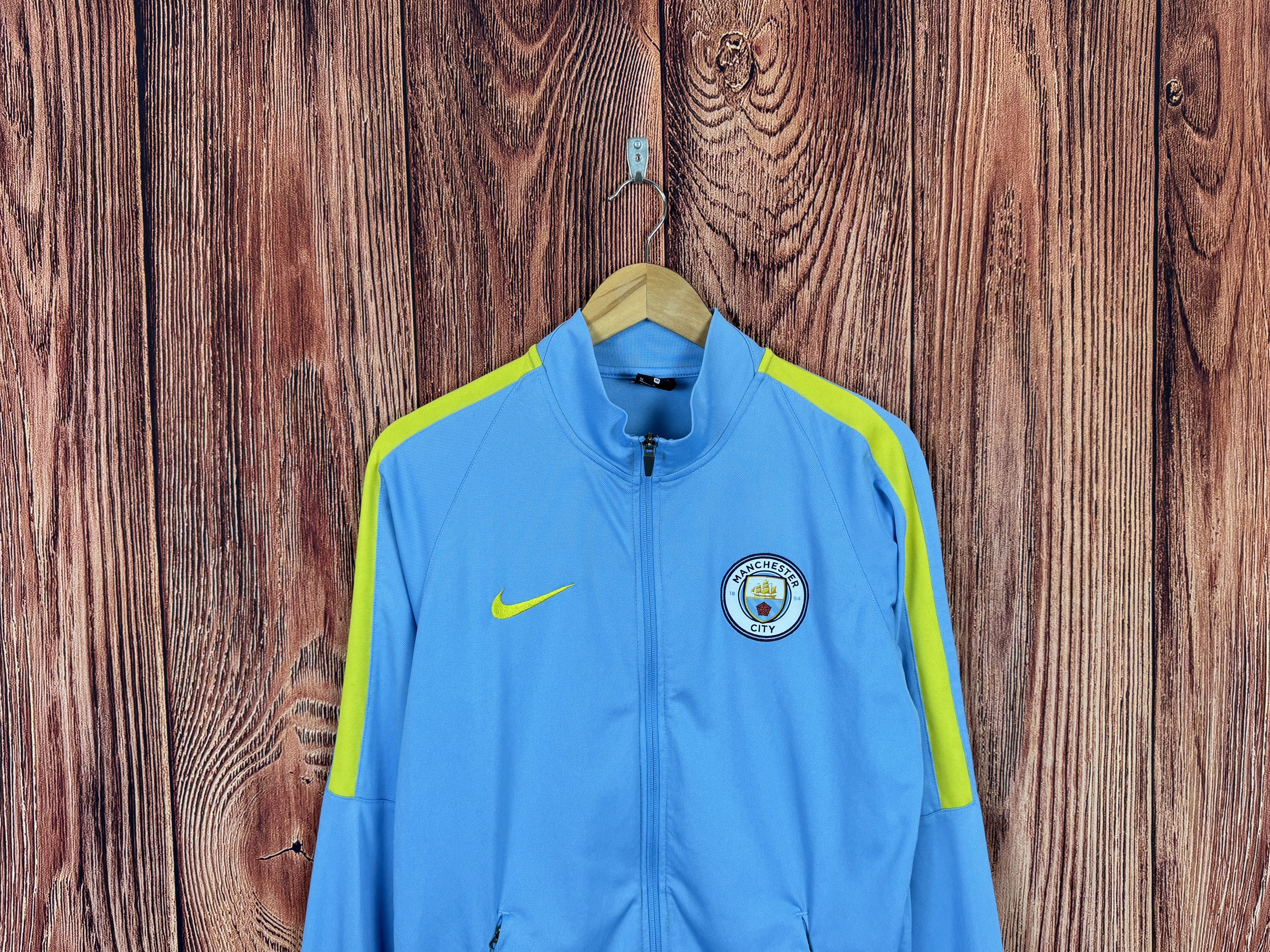 Nike MANCHESTER CITY 2016/17 NIKE TRAINING FOOTBALL TRACK JACKET Size US M / EU 48-50 / 2 - 2 Thumbnail