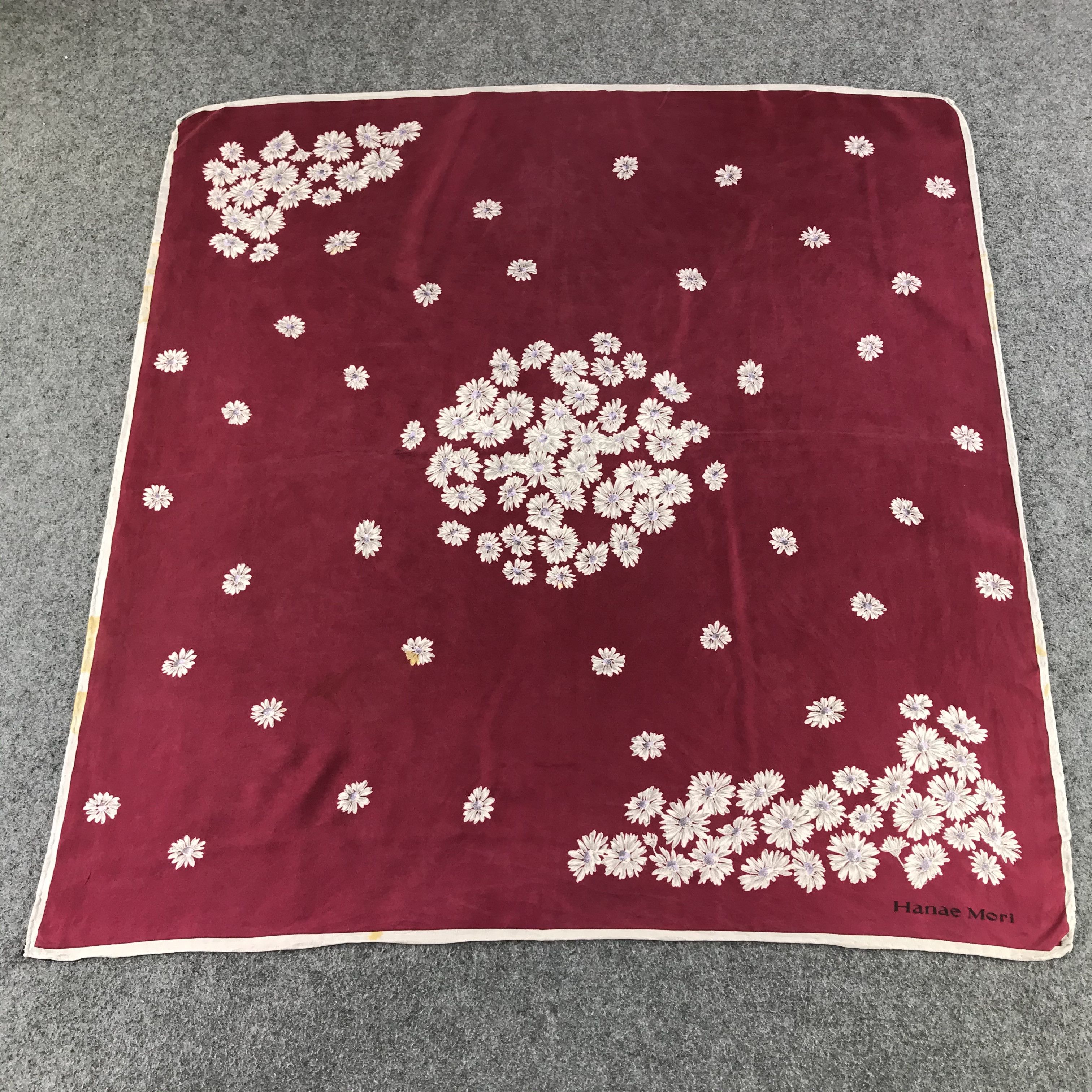 Hanae Mori Hanae Mori Floral Silk Scarf M32 Size ONE SIZE - 2 Thumbnail