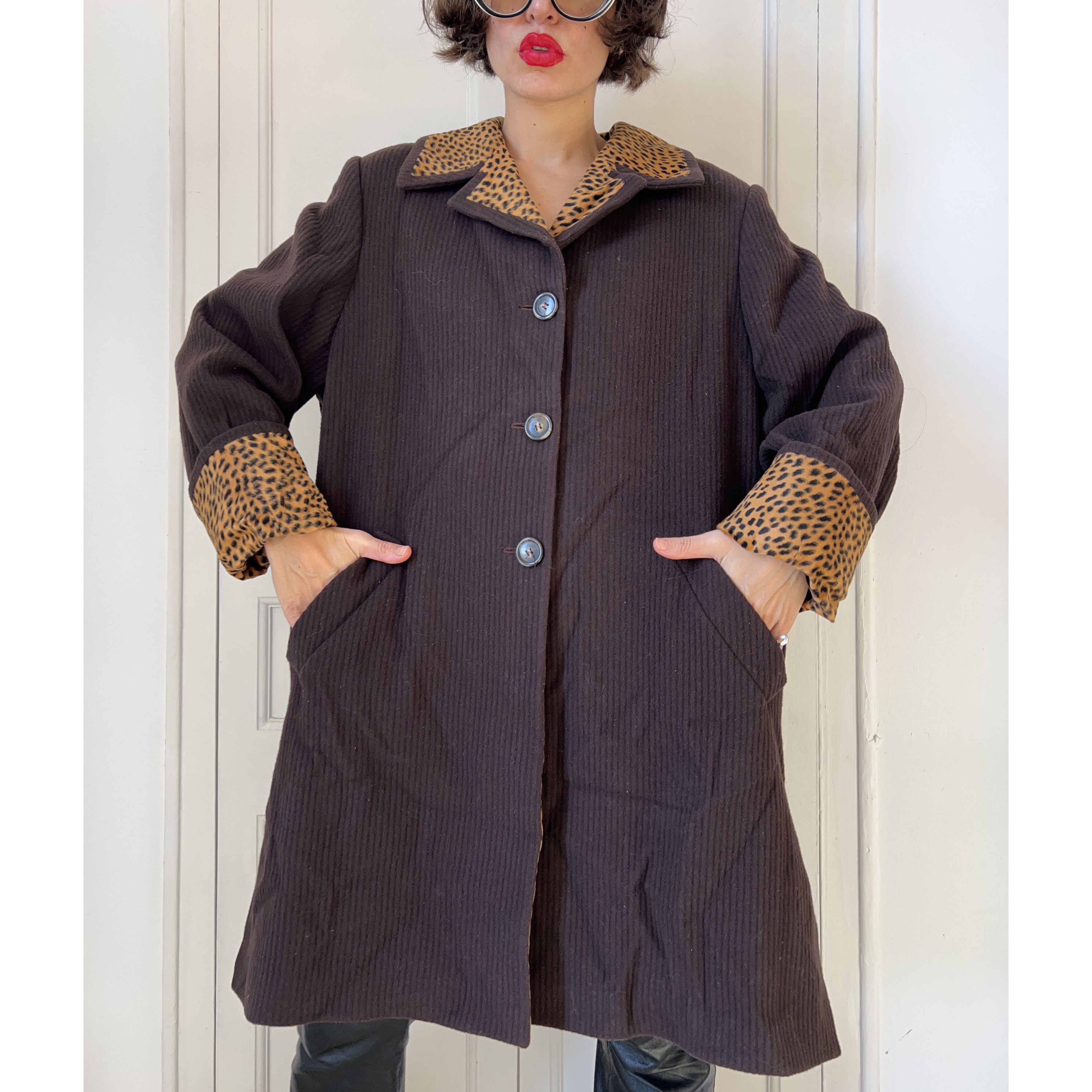 Vintage Vintage Brown Corduroy Wool Coat Size XL / US 12-14 / IT 48-50 - 1 Thumbnail